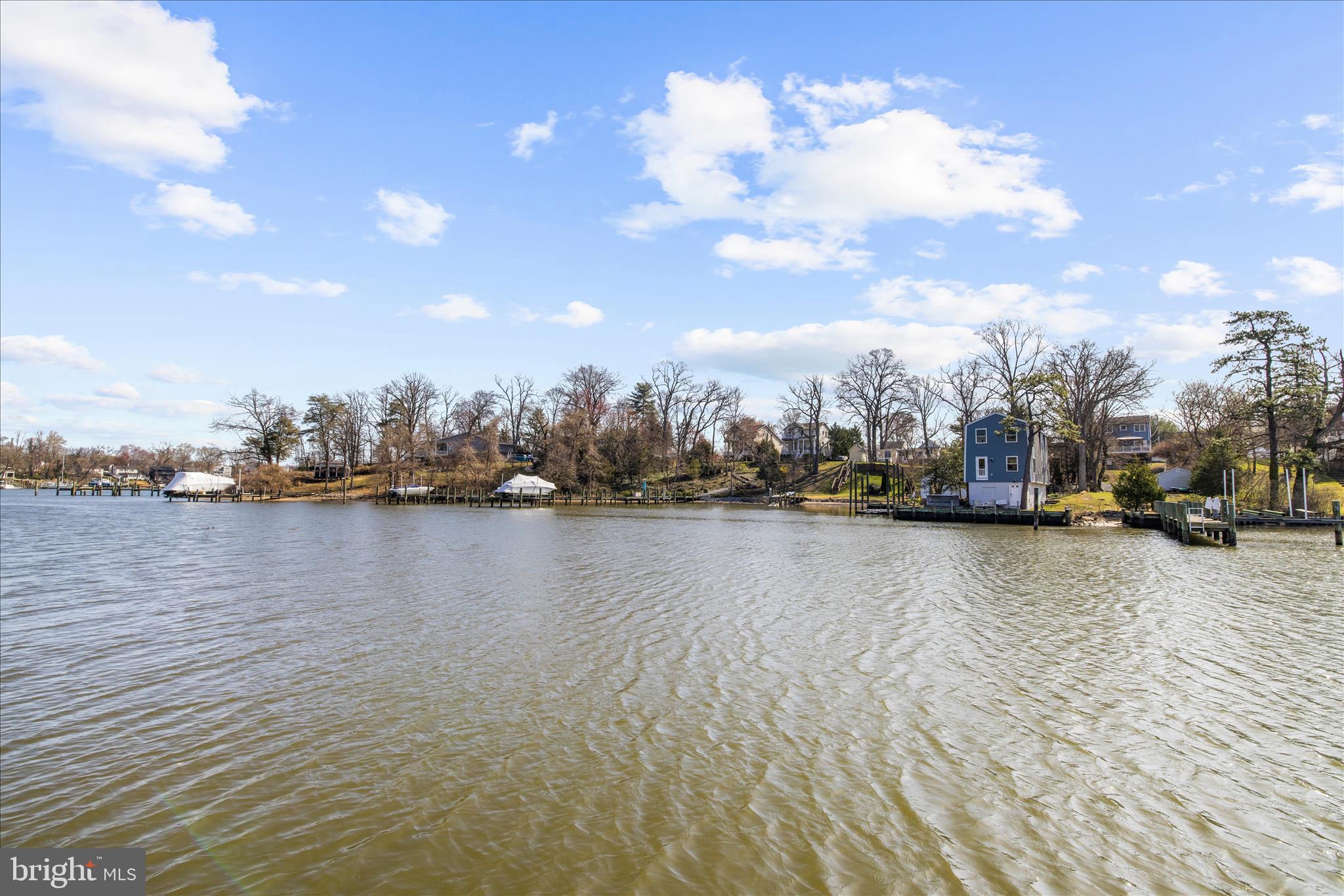 POWHATAN BEACH - Residential