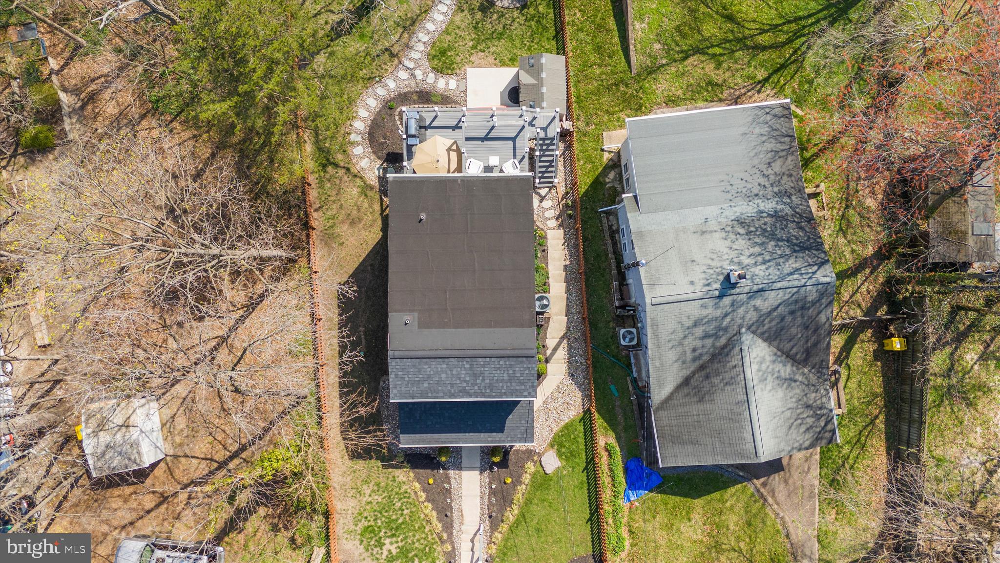 POWHATAN BEACH - Residential