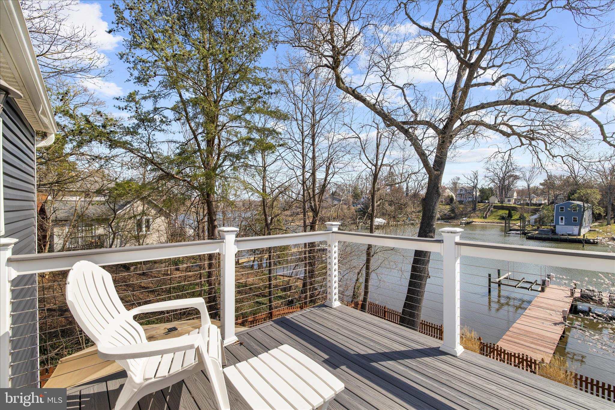 POWHATAN BEACH - Residential