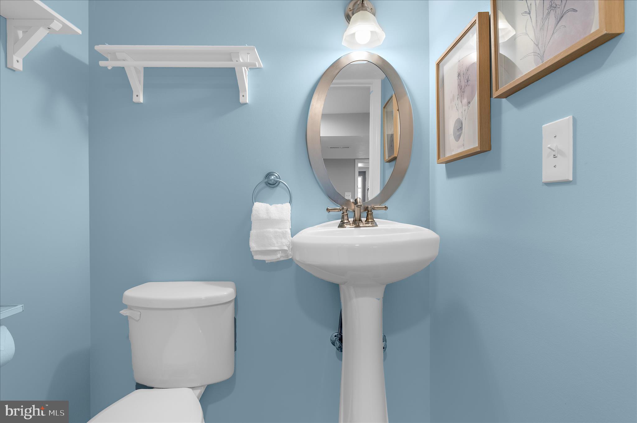 POWHATAN BEACH - Residential