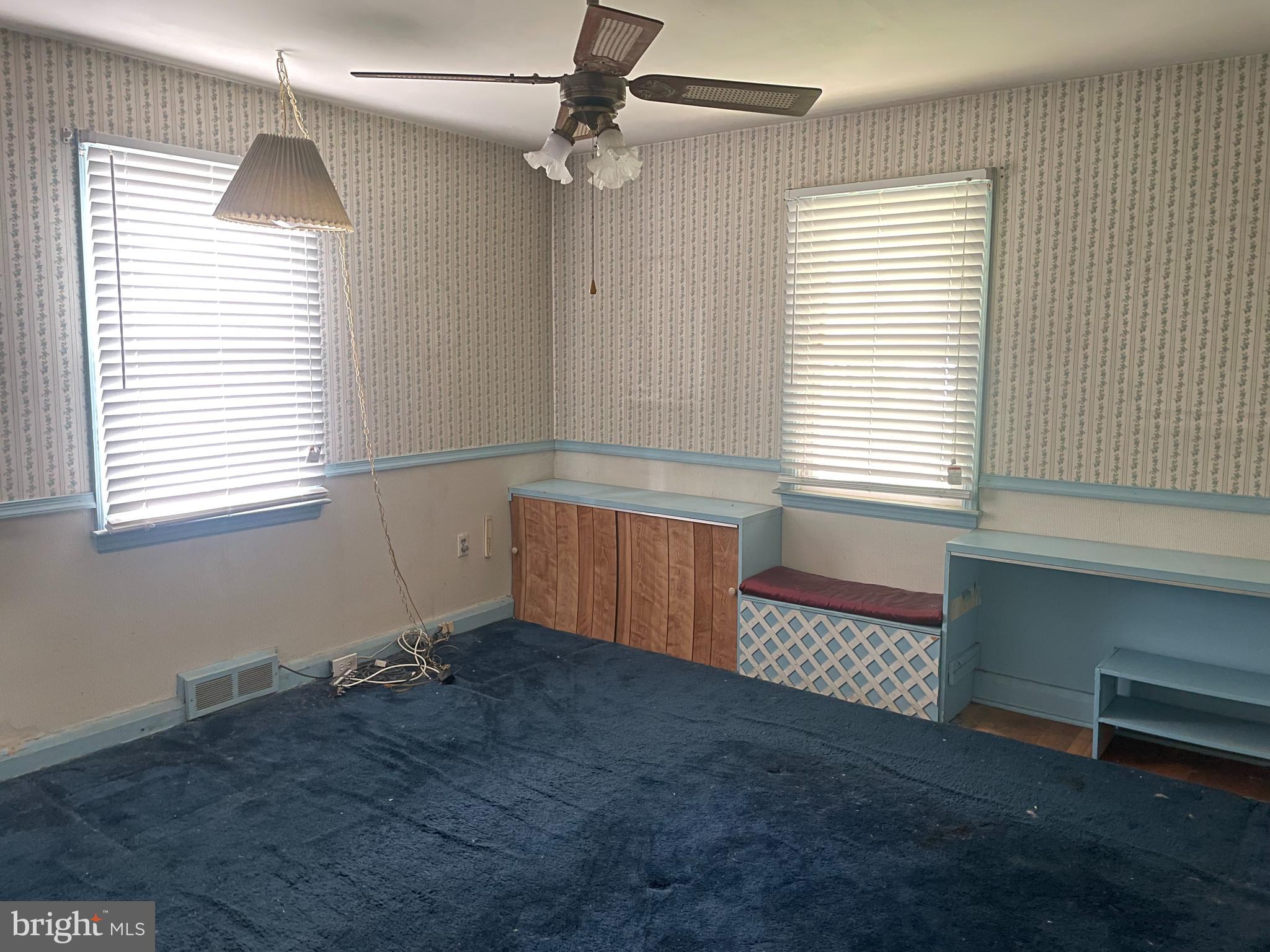 CHRISTOPHER - Residential