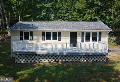 Photo of 2408 Youngs Drive, HAYMARKET, VA 20169 (MLS # VAPW2127838)
