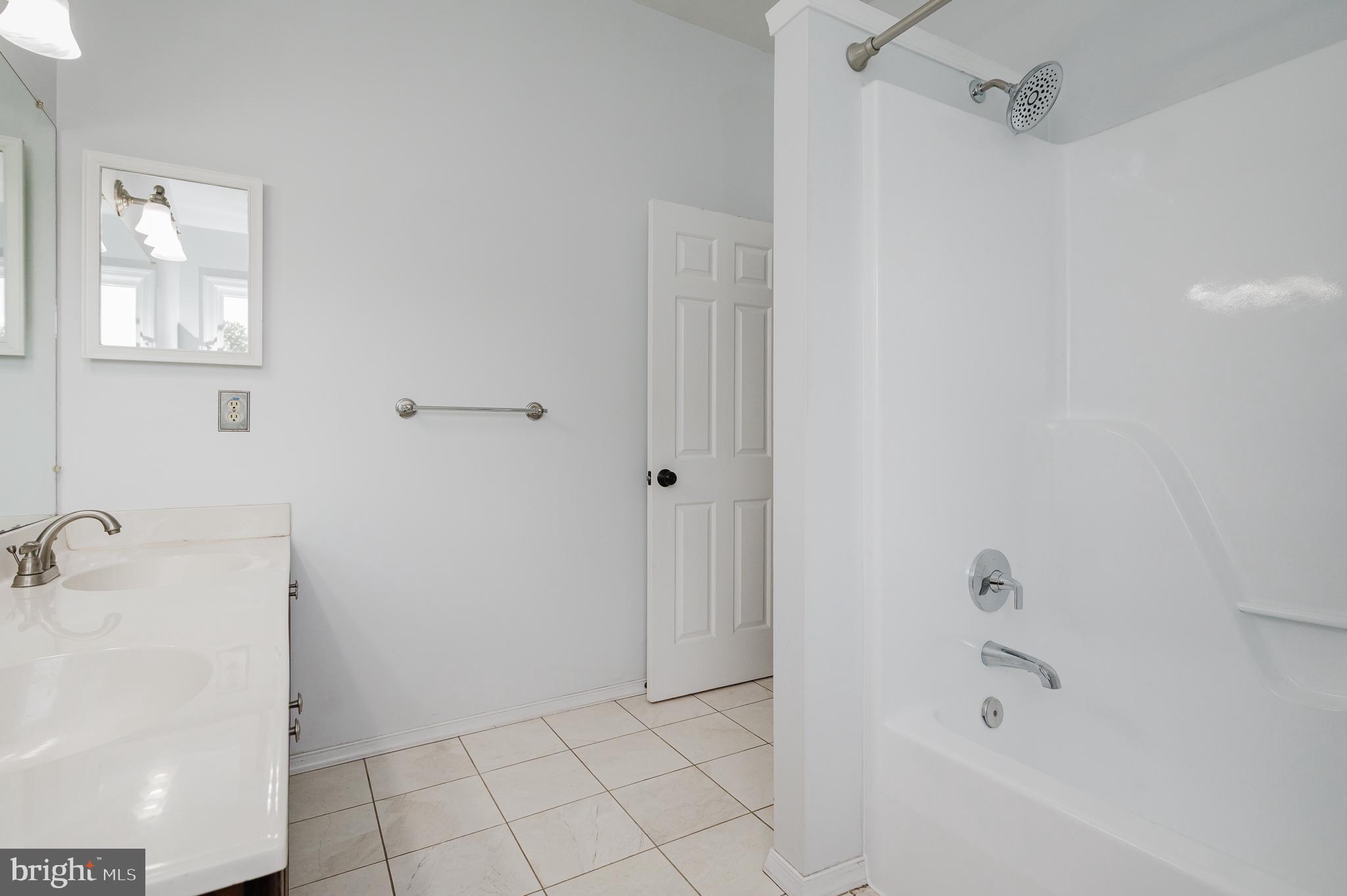 MAJORS CHOICE - Residential