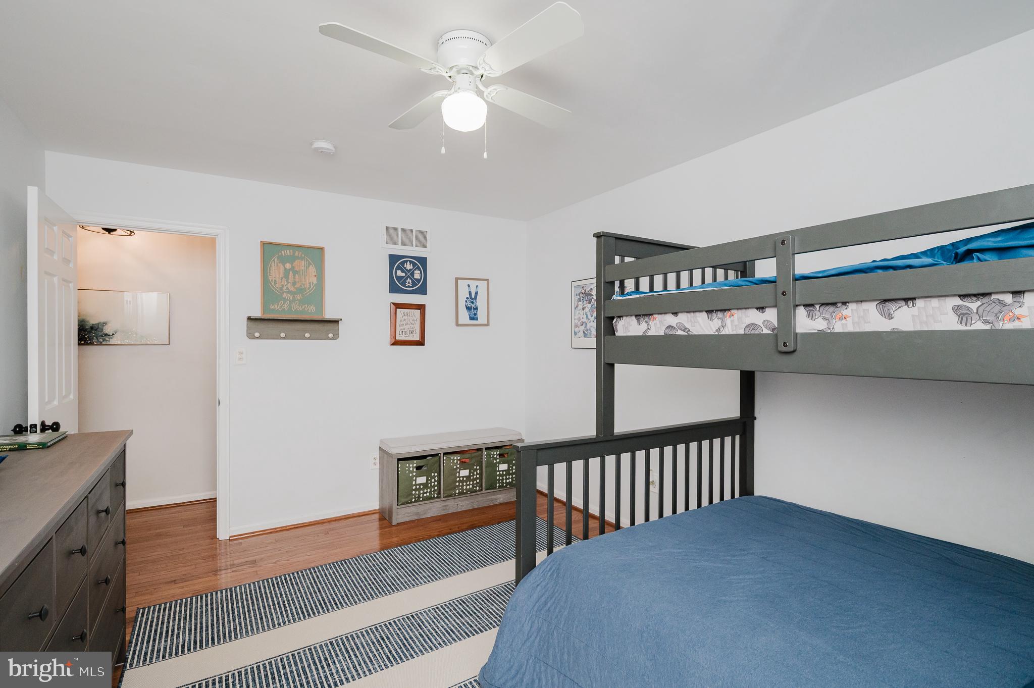 MAJORS CHOICE - Residential