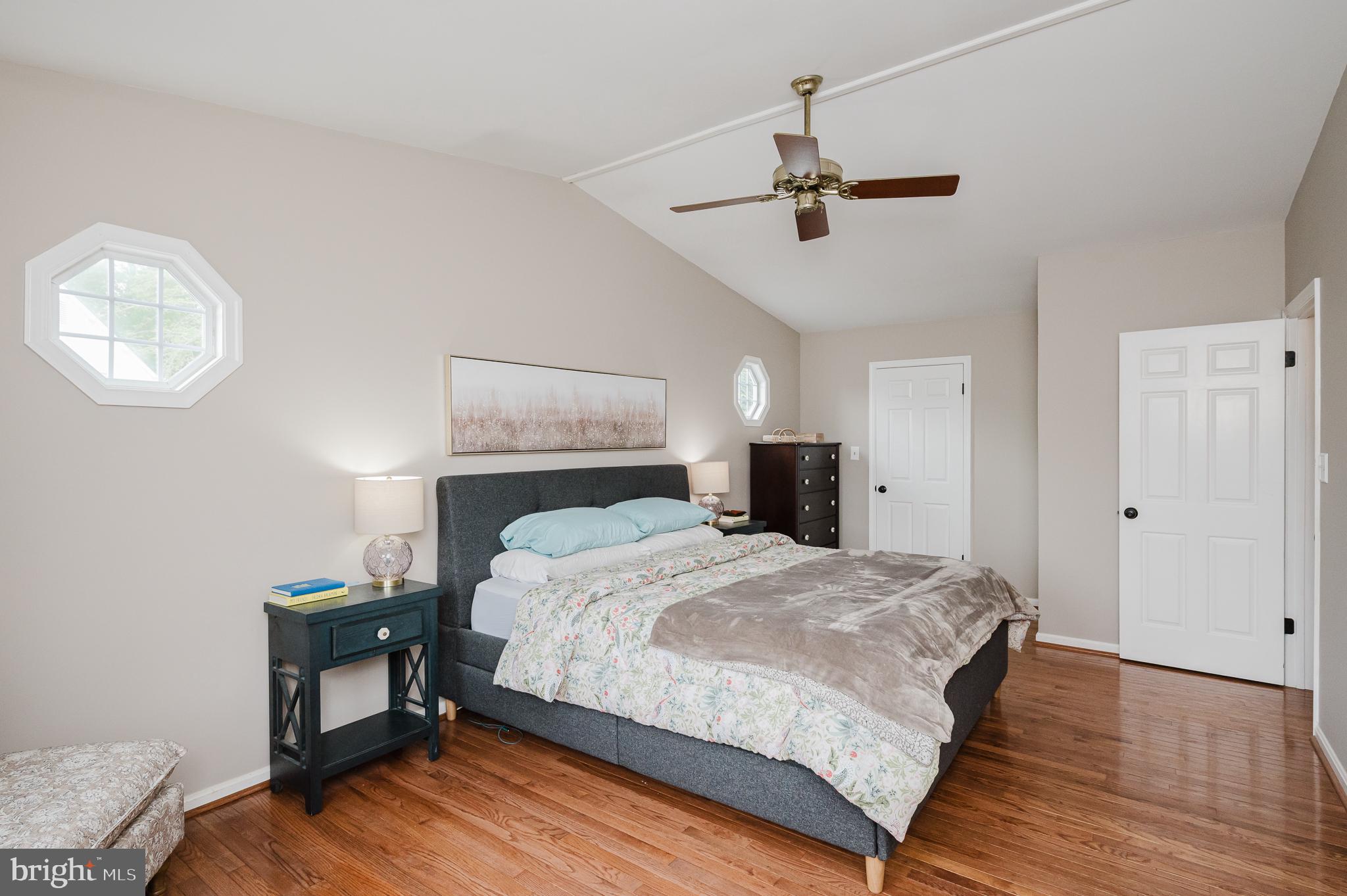 MAJORS CHOICE - Residential