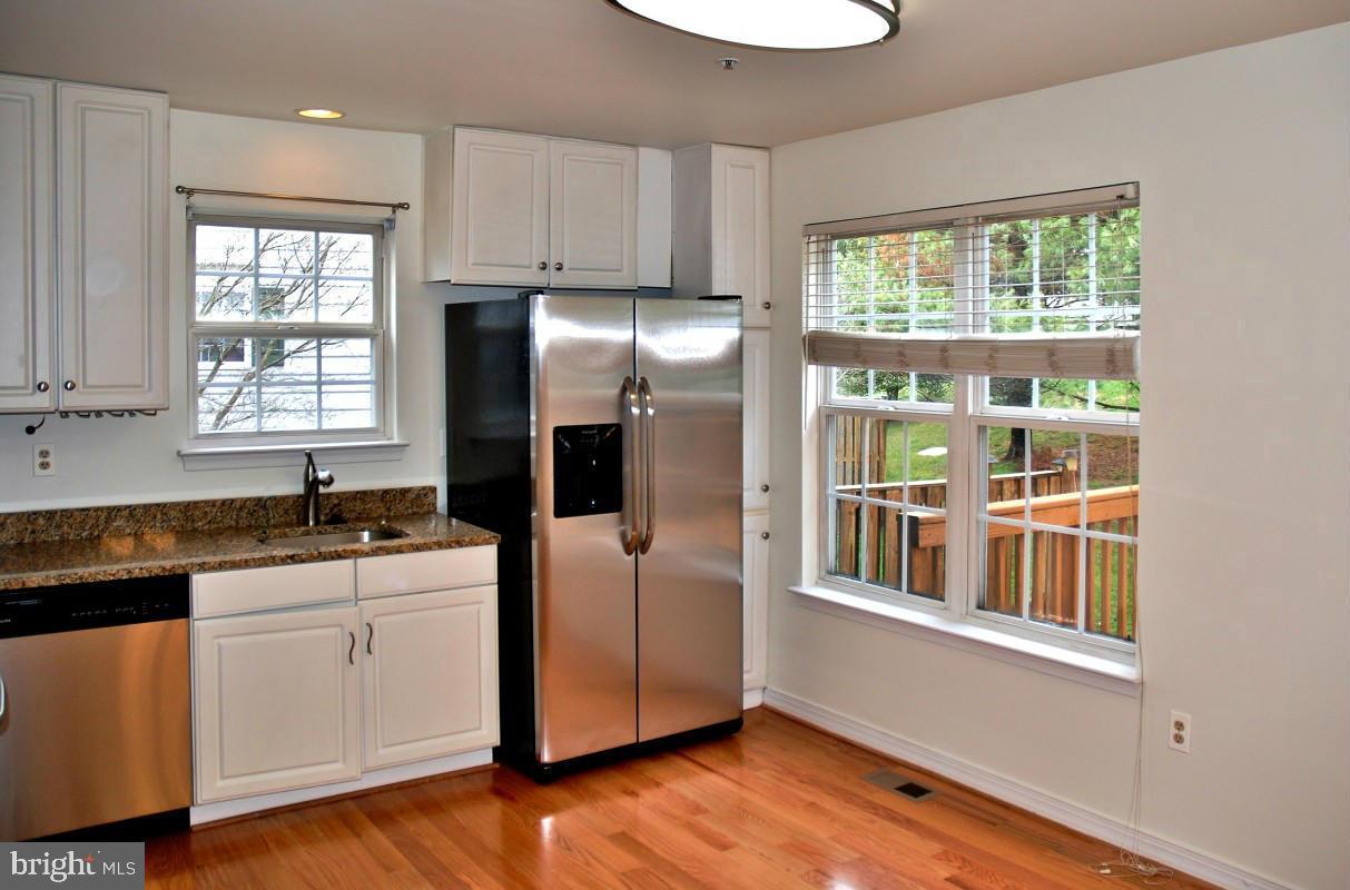 NEELSVILLE ESTATES - Residential Lease