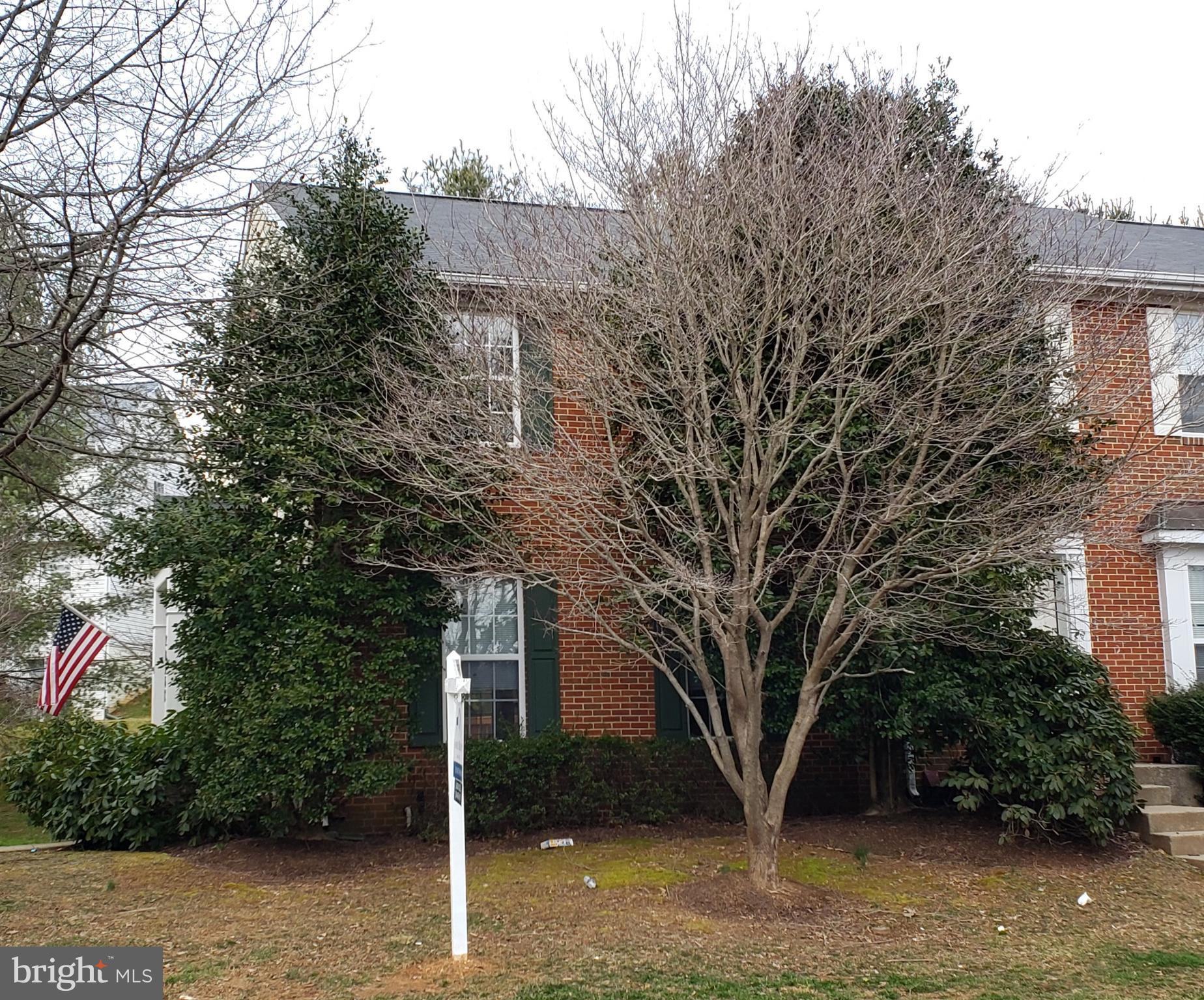 NEELSVILLE ESTATES - Residential Lease