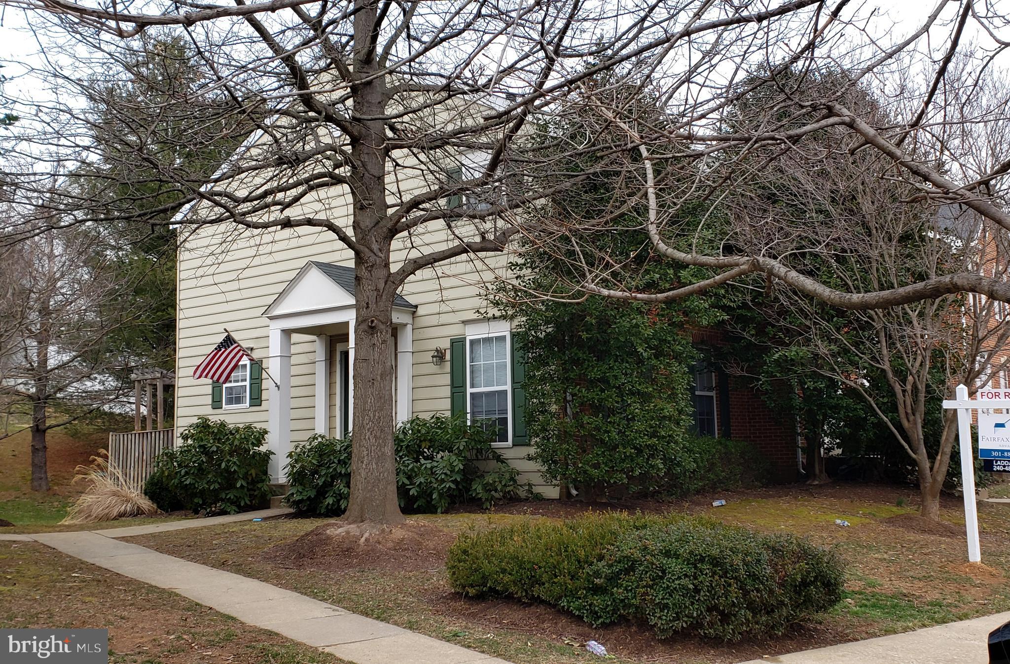 NEELSVILLE ESTATES - Residential Lease