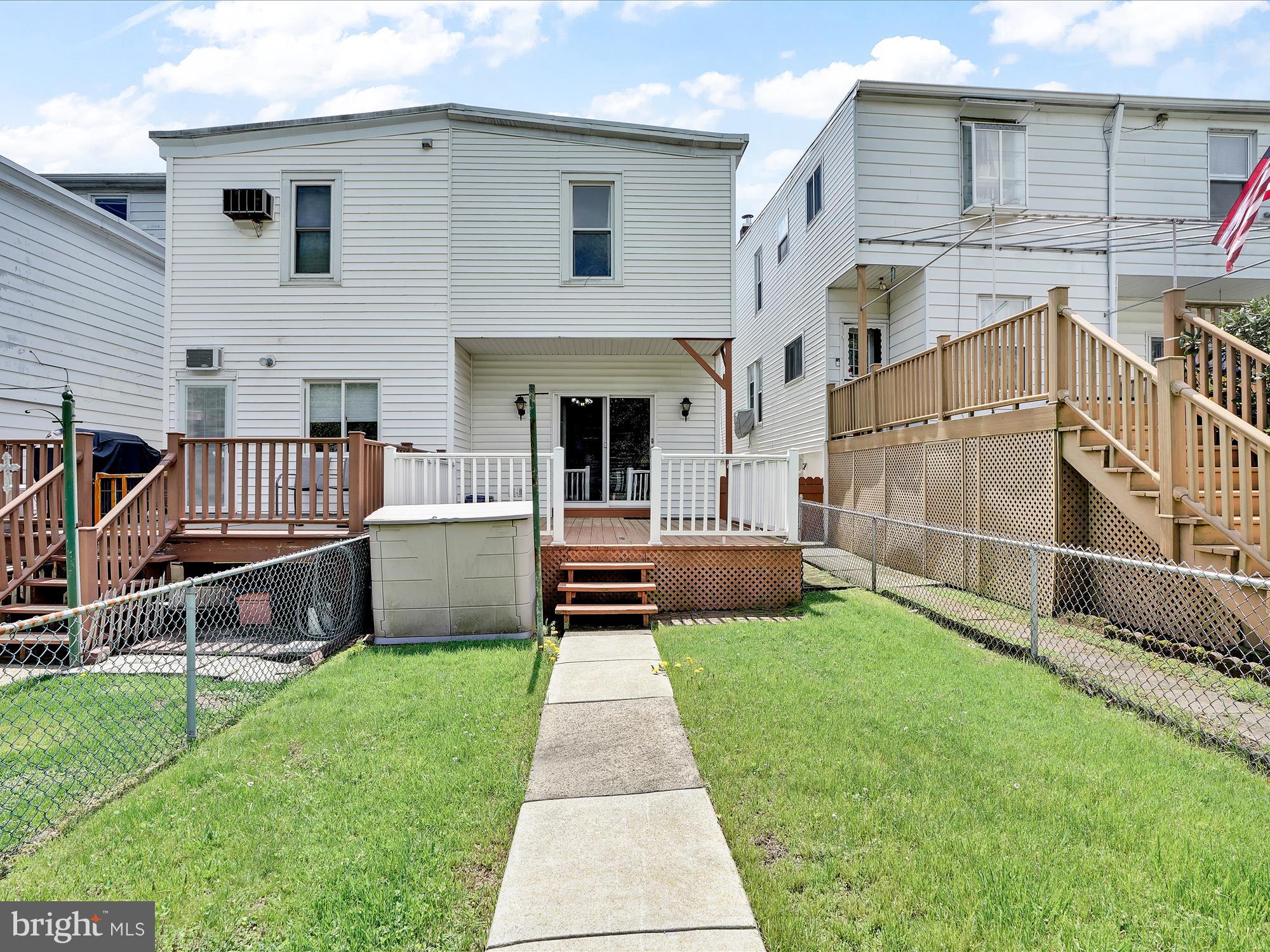 POTTSVILLE - Residential