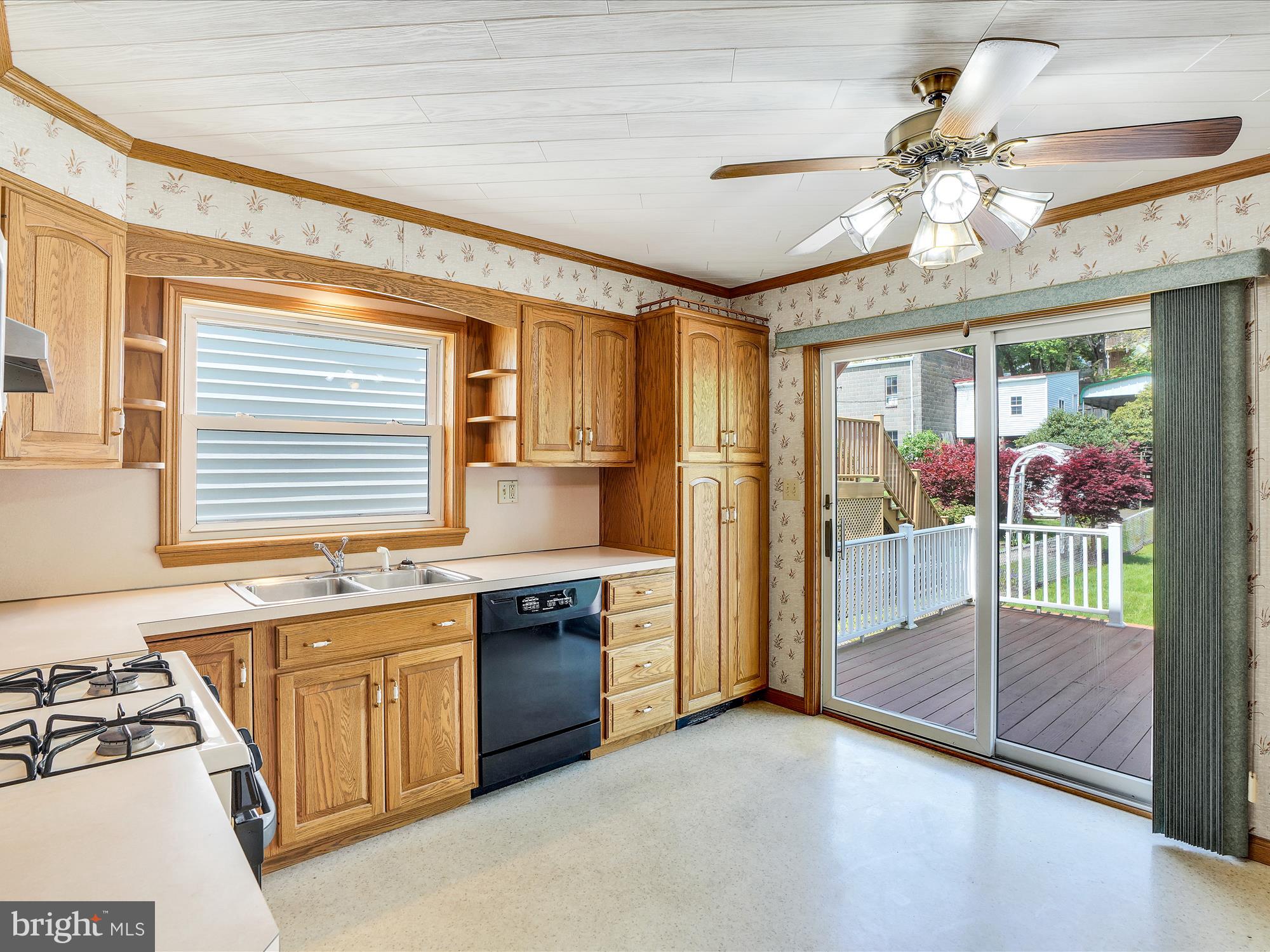 POTTSVILLE - Residential