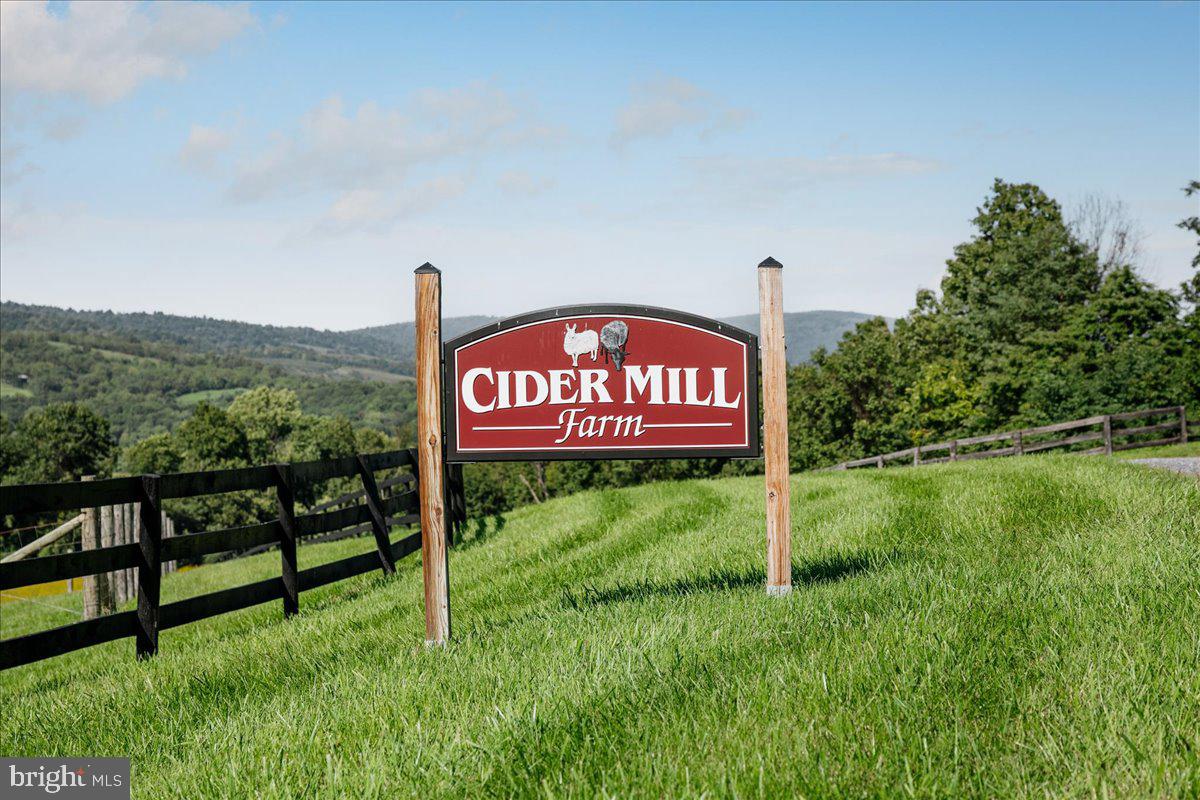11470 APPLE MANOR ROAD