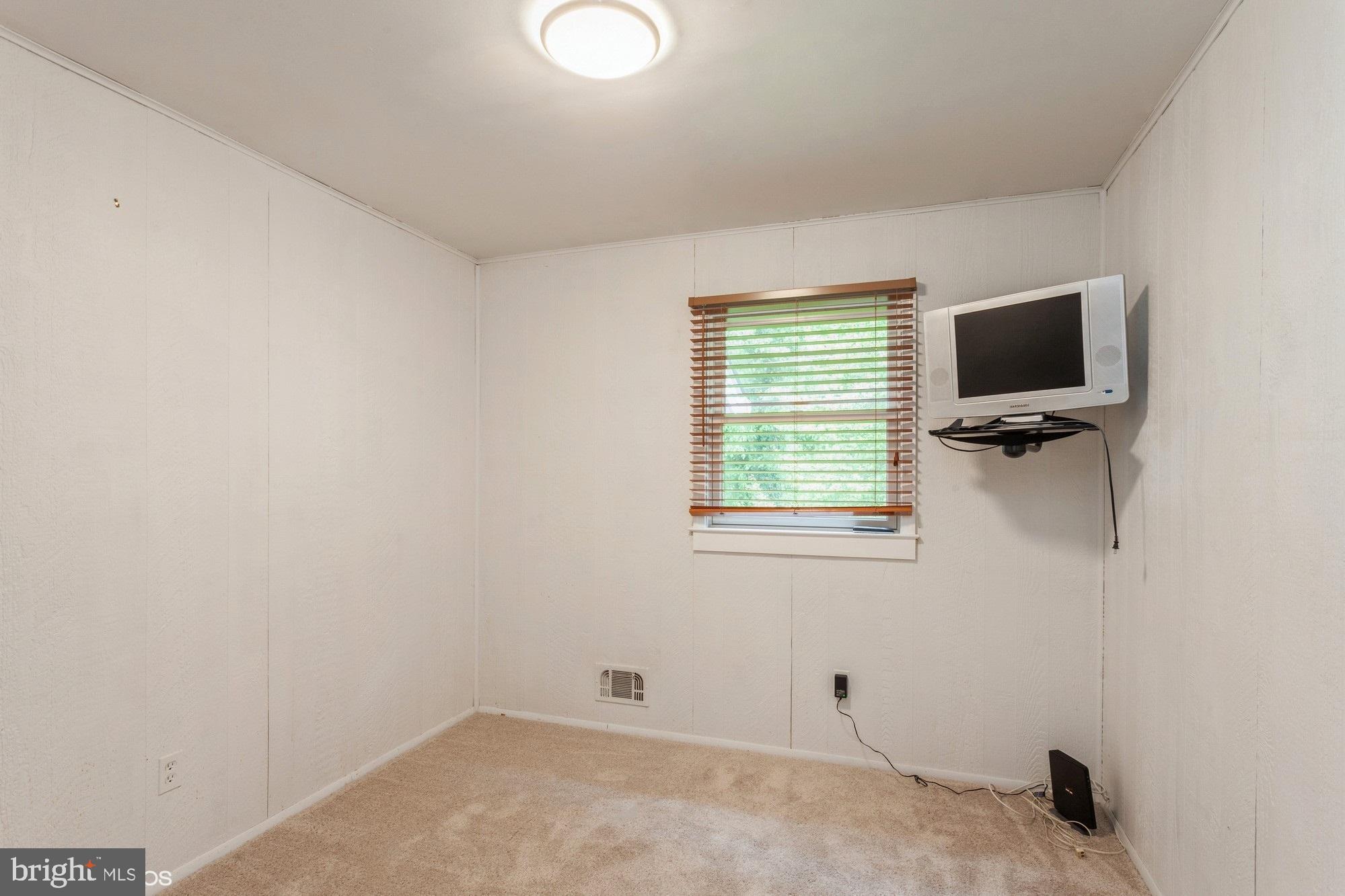 ROUND BAY VIEW - Residential