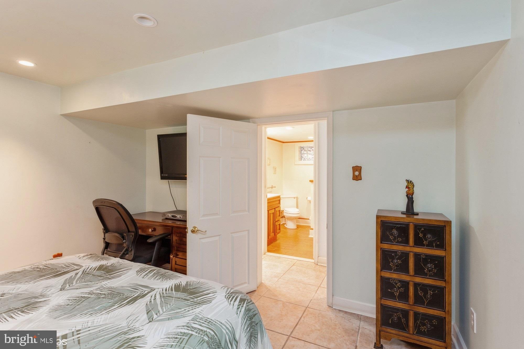 ROUND BAY VIEW - Residential