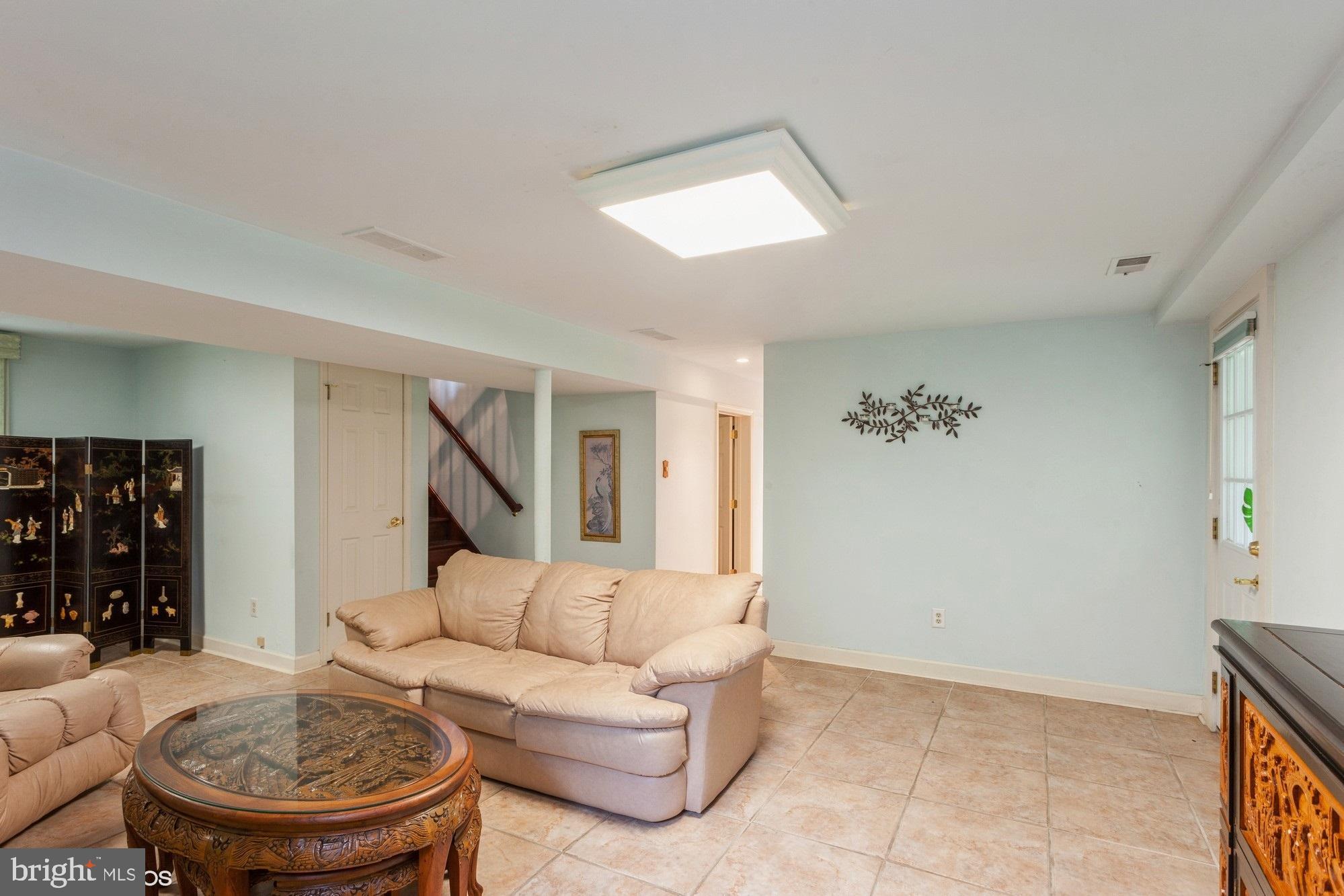 ROUND BAY VIEW - Residential