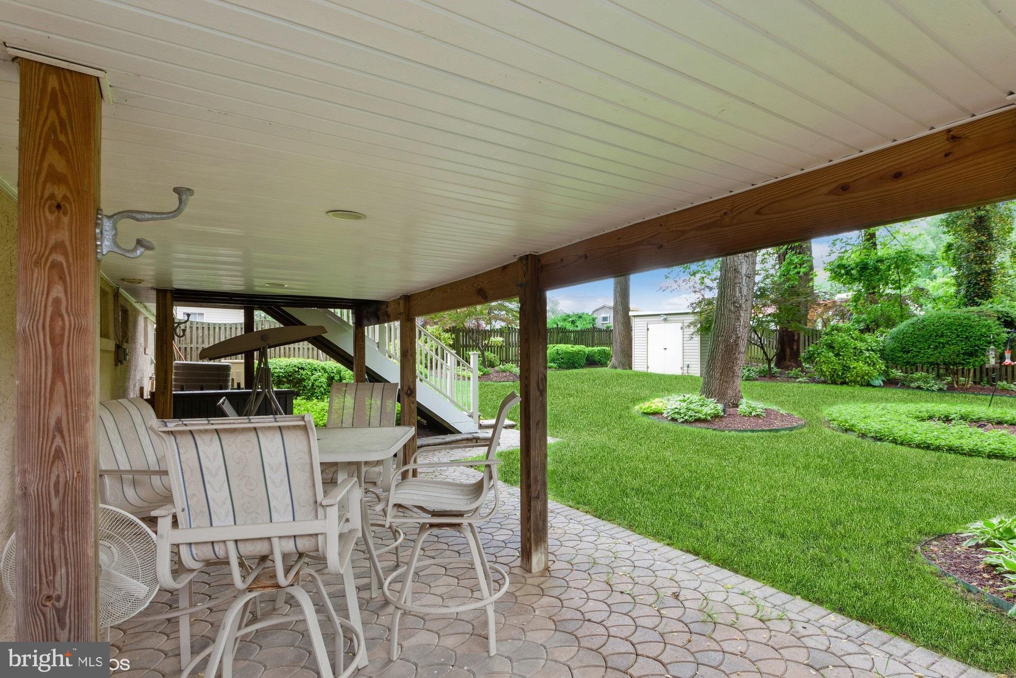 ROUND BAY VIEW - Residential