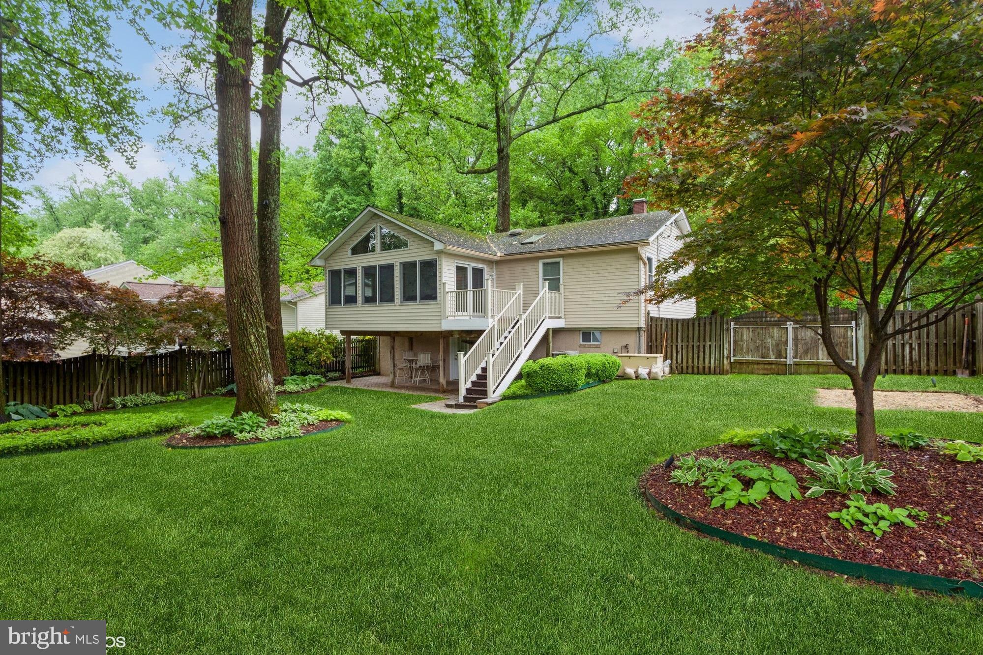 ROUND BAY VIEW - Residential