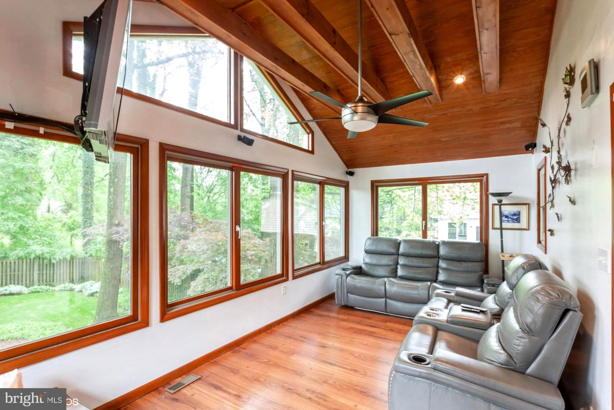 ROUND BAY VIEW - Residential