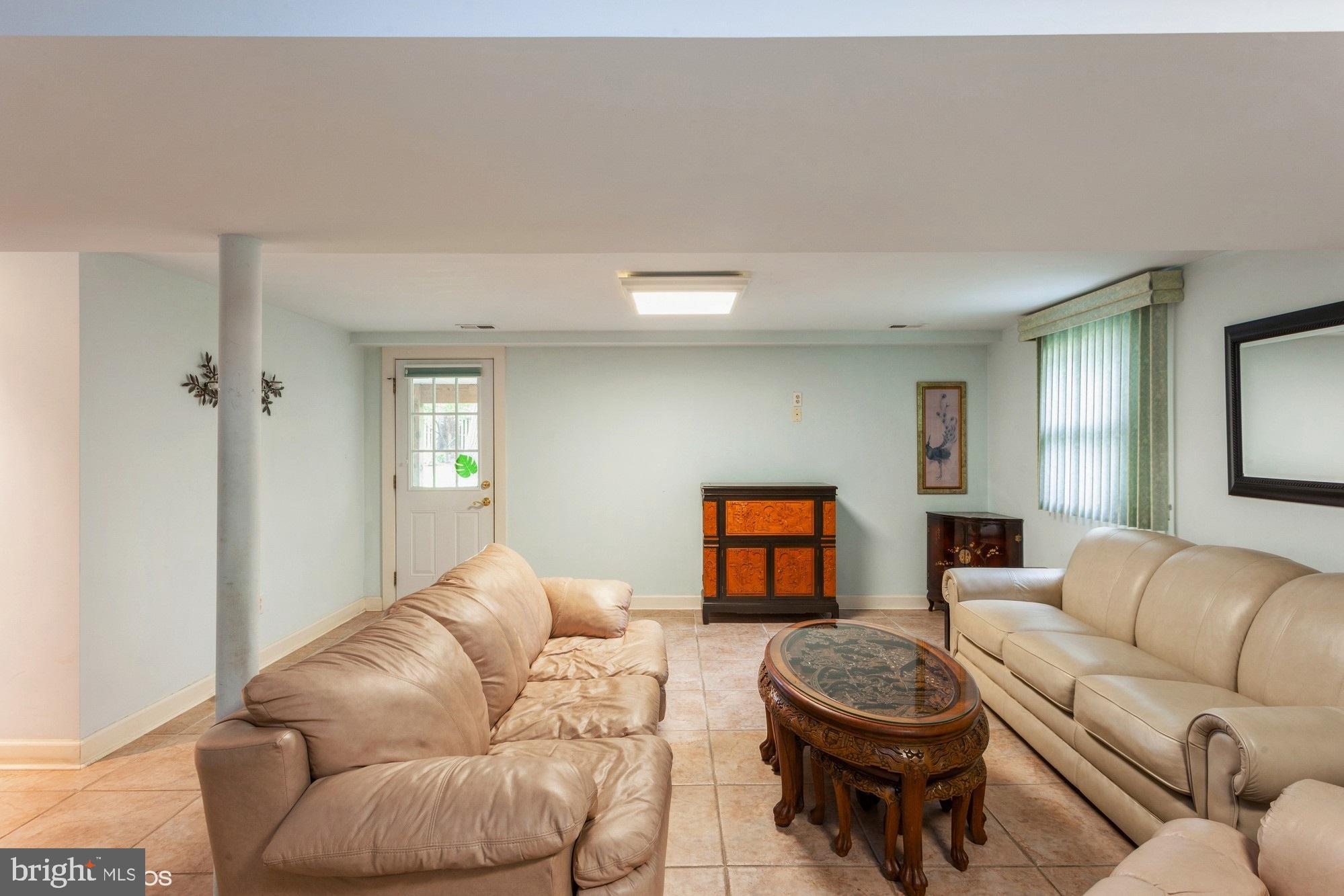 ROUND BAY VIEW - Residential