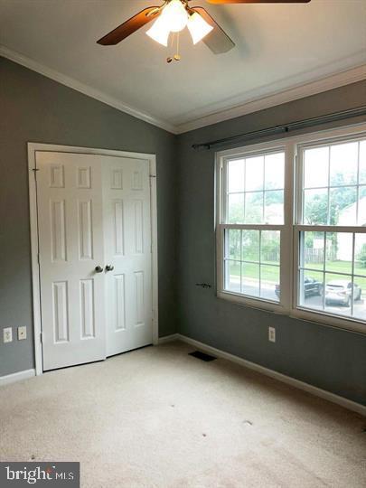 LANDSDOWNE - Residential Lease