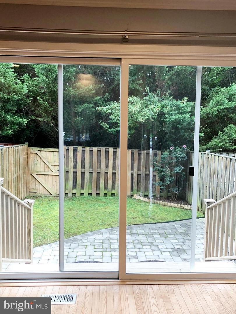 LANDSDOWNE - Residential Lease