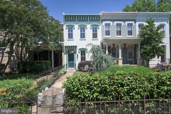 Townhouse at 638 NORTH CAROLINA AVENUE SE
