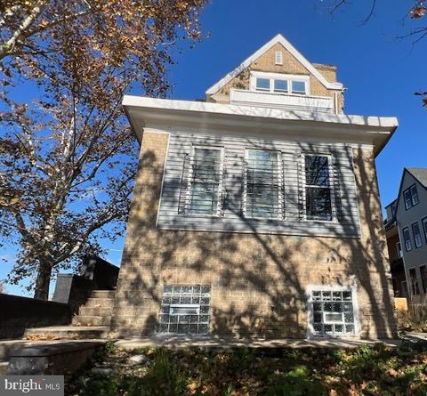 1329 W ROOSEVELT BOULEVARD PHILADELPHIA PA 19140