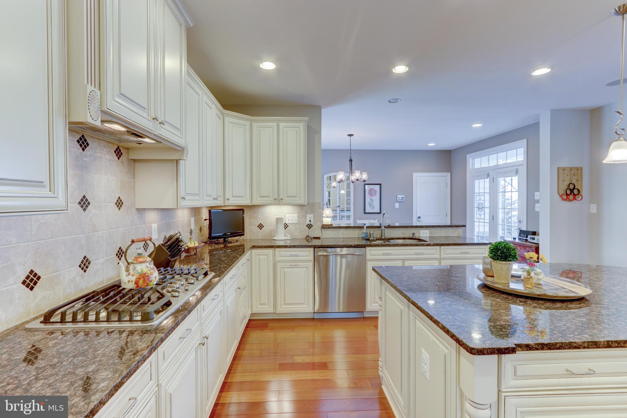 CARRIAGE HILL - Residential