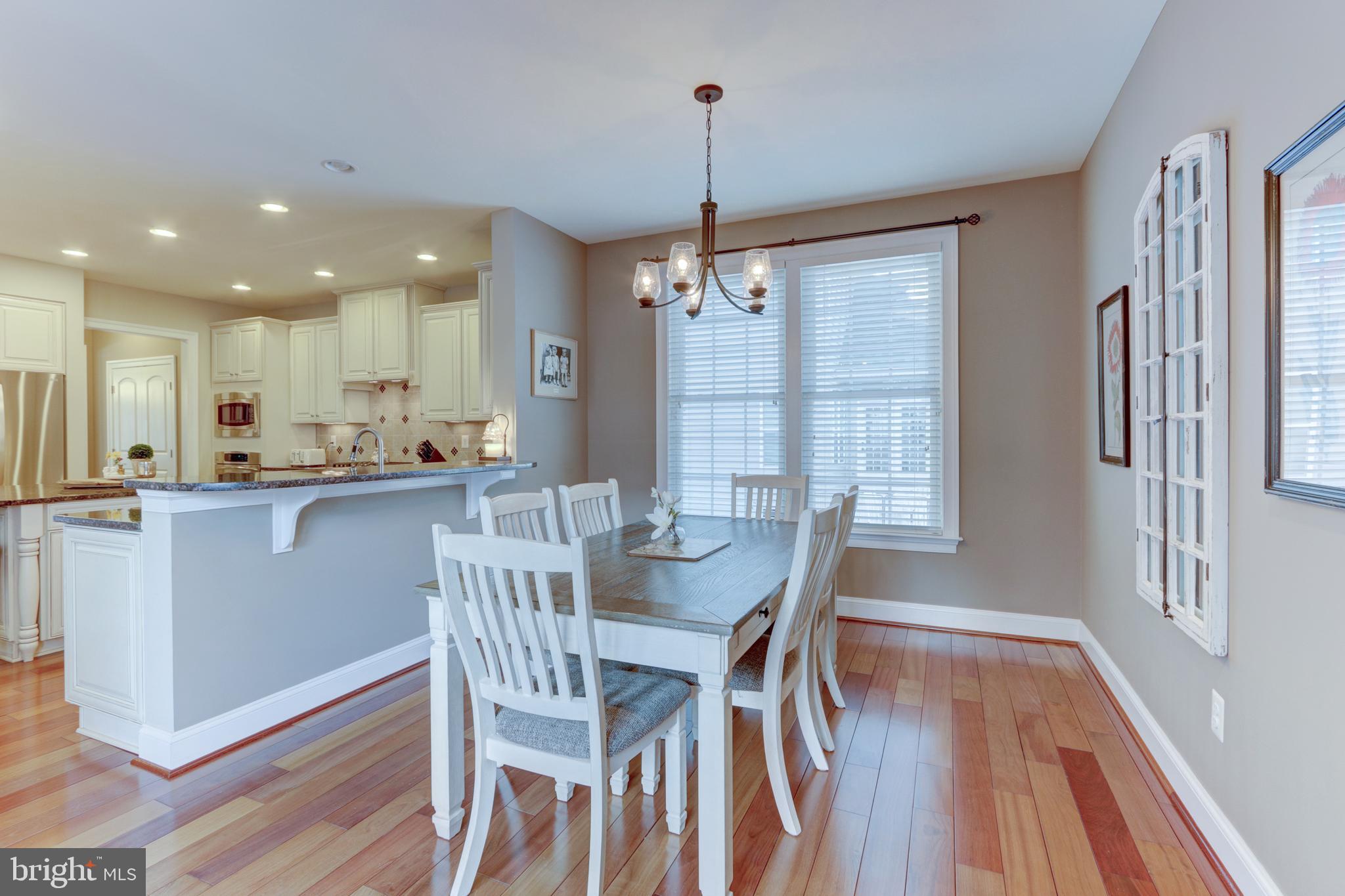 CARRIAGE HILL - Residential