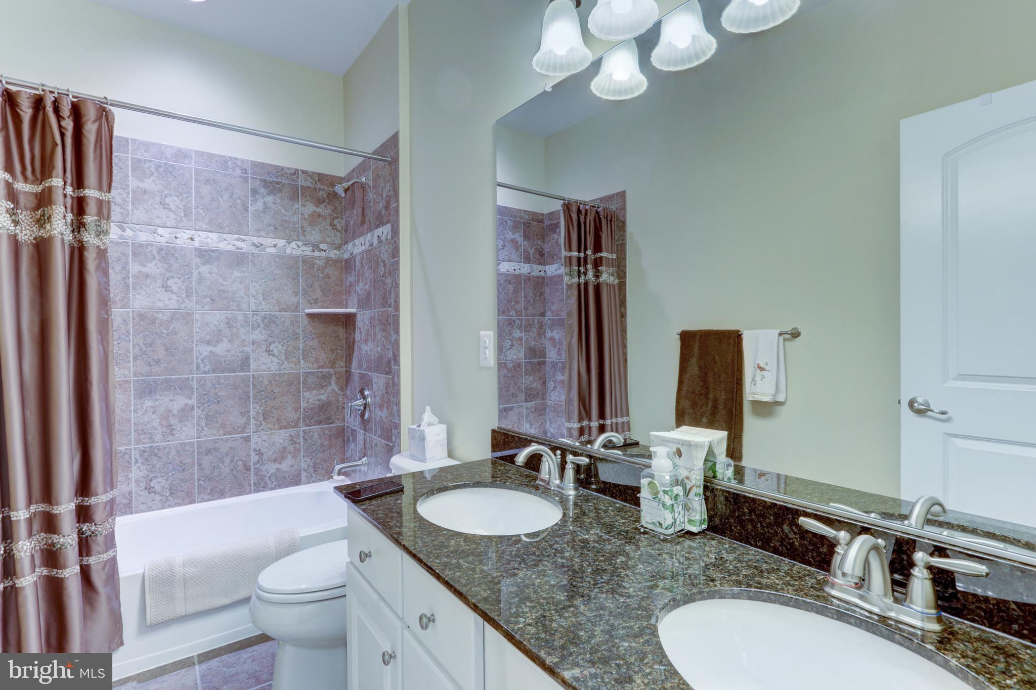 CARRIAGE HILL - Residential