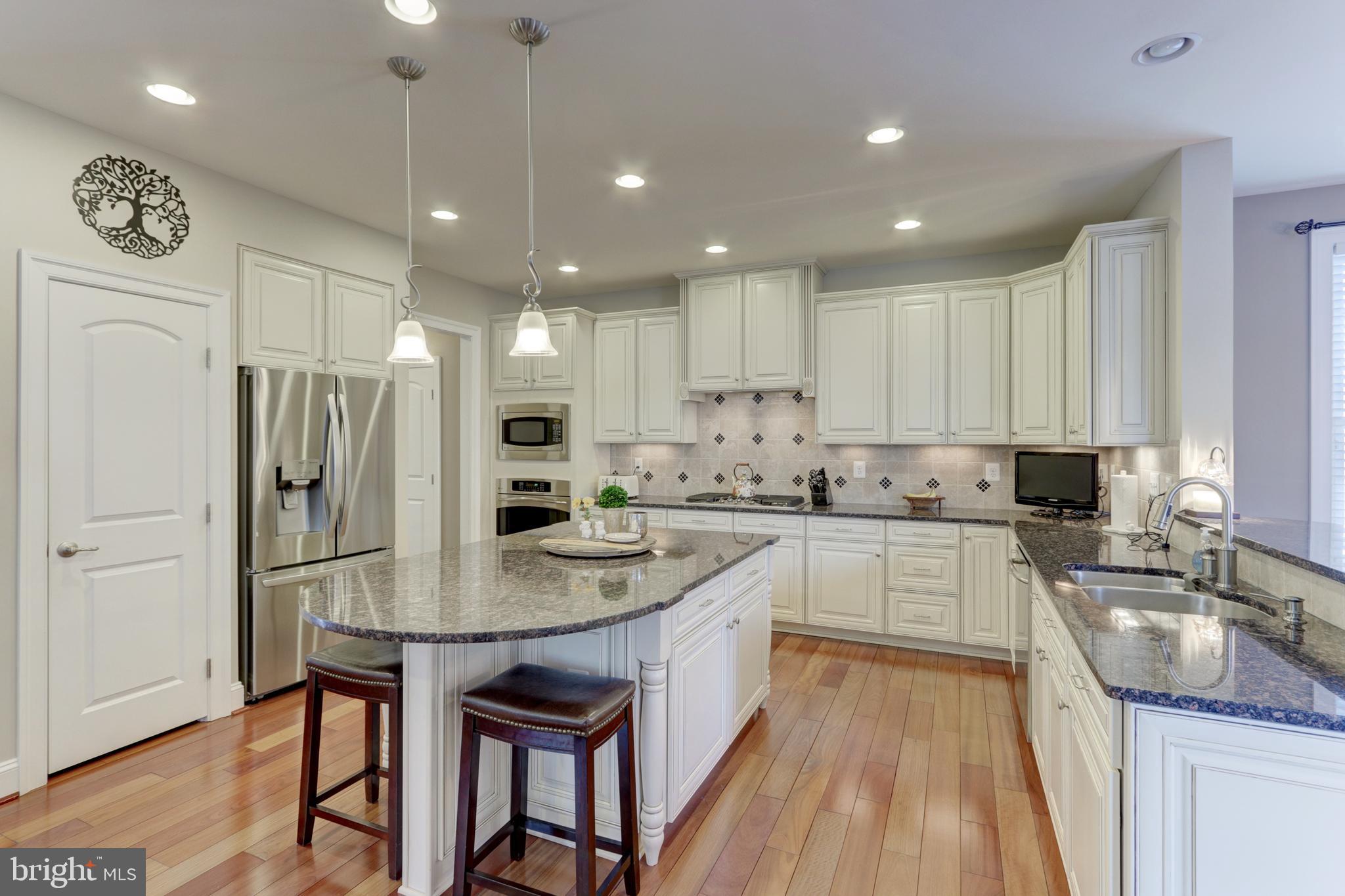 CARRIAGE HILL - Residential