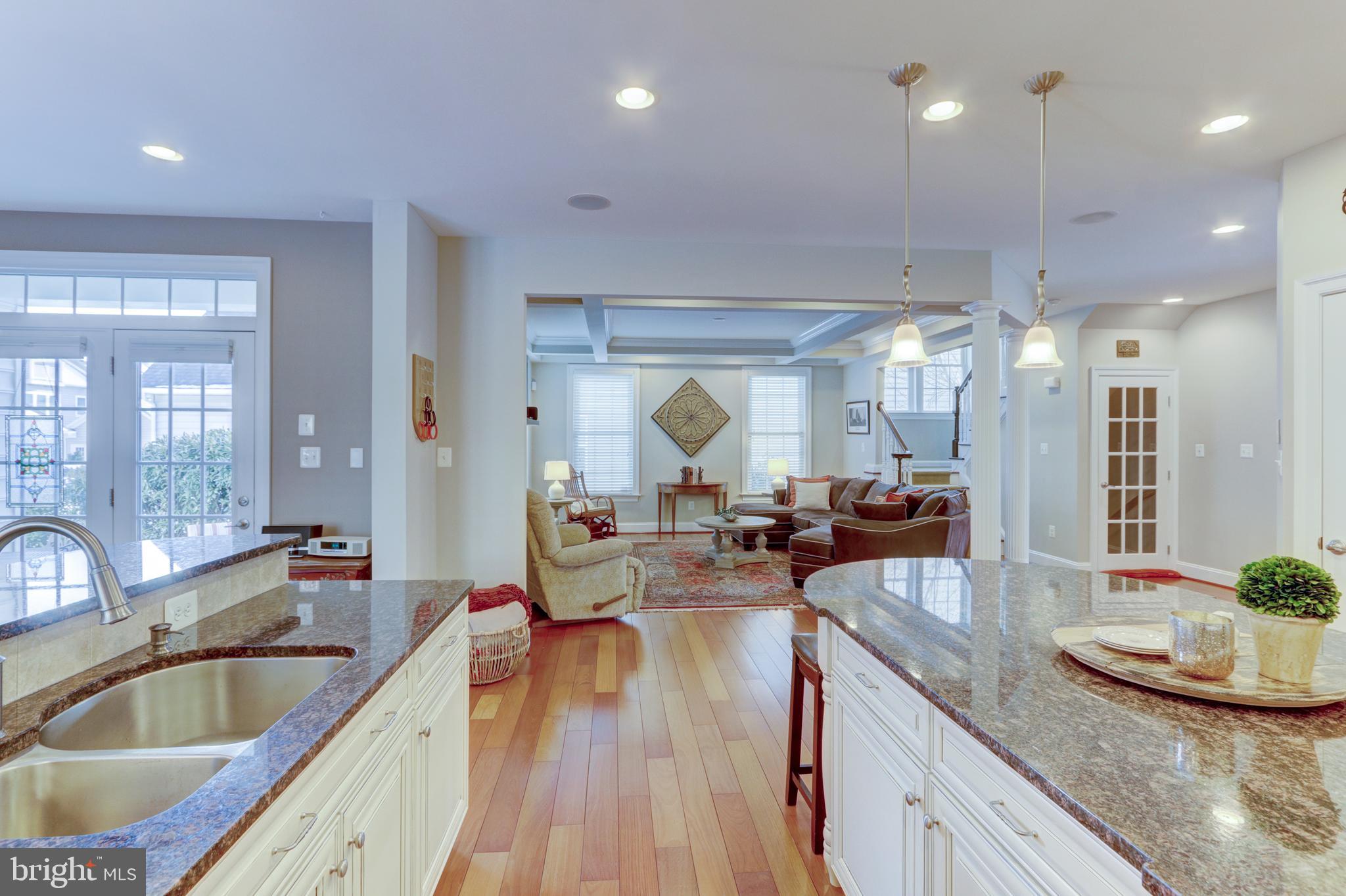 CARRIAGE HILL - Residential