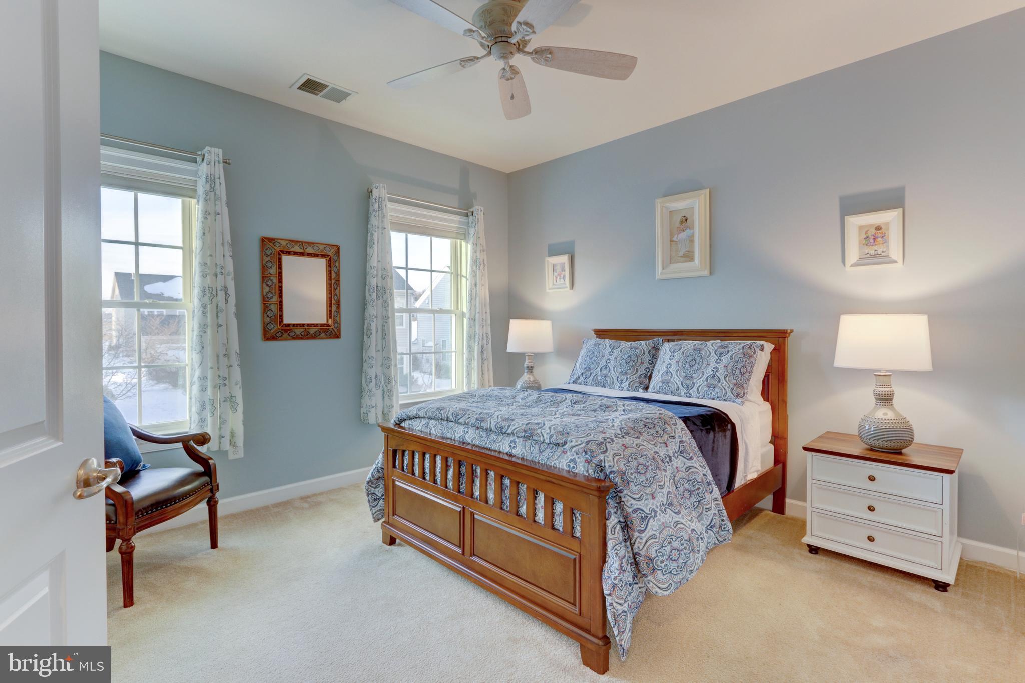 CARRIAGE HILL - Residential