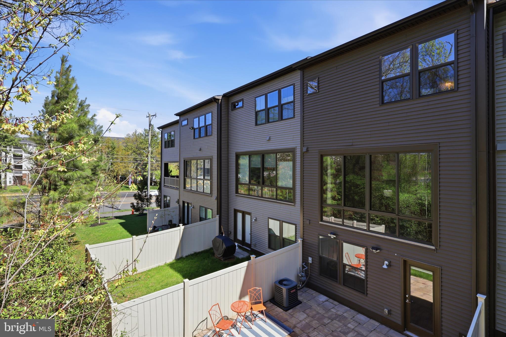 3056 WILD BLUE INDIGO COURT