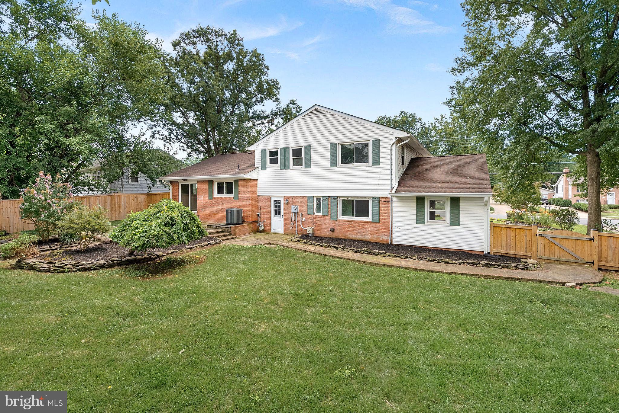 15018 CARLBERN DRIVE
