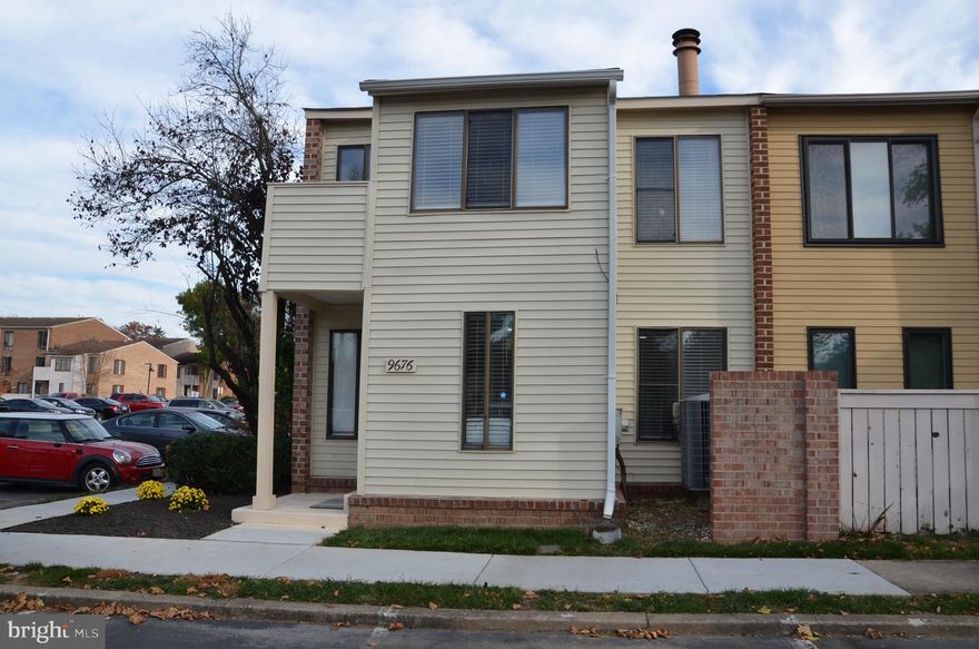 Fully remodeled rare end unit townhome with a fireplace and a balcony. This beautiful home has tons of natural light and lots of upgrades including new hot water heater, luxury flooring, stainless appliances, recess lighting on both levels and much much more. Enjoy coming home to this gorgeous place and cozy up by the fireplace with family and friends. You'll love the elegant crown molding throughout and the nice open concept off the lovely kitchen. As you head upstairs you'll notice the gleaming wood stairs and modern chandelier. Upstairs the huge master bedroom offers a walk-in closet and sitting room leading to your amazing private balcony to enjoy a nice night outside and a morning coffee. Both bedrooms upstairs have large windows and recess lighting. The location is excellent, close to shops, restaurants, grocery store, public transportation, and of course as a community owner you can enjoy the parks, tennis, soccer, basketball, walking paths, playgrounds and pools. Don't miss out on this one!