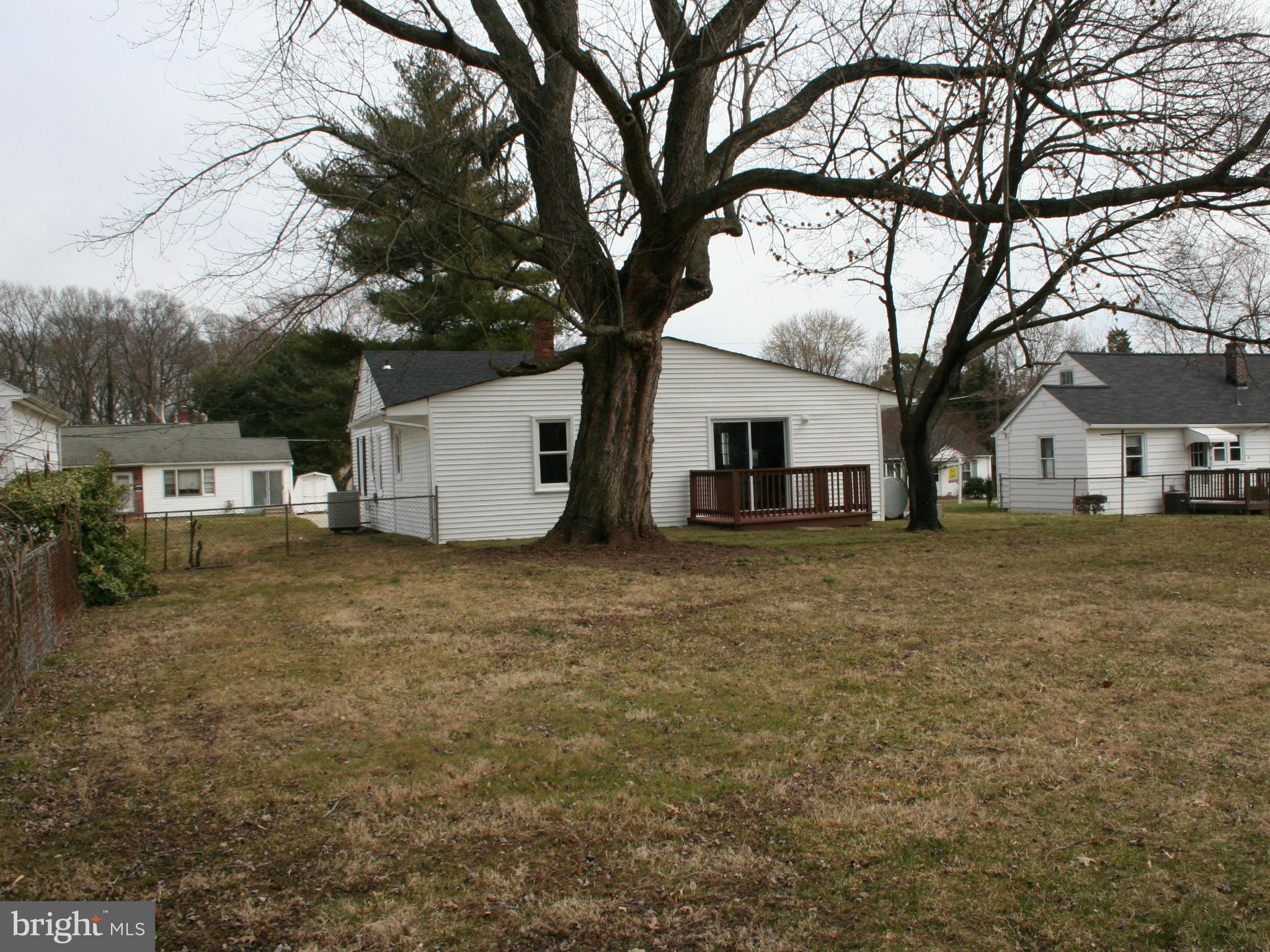 MITCHELL MANOR - Residential