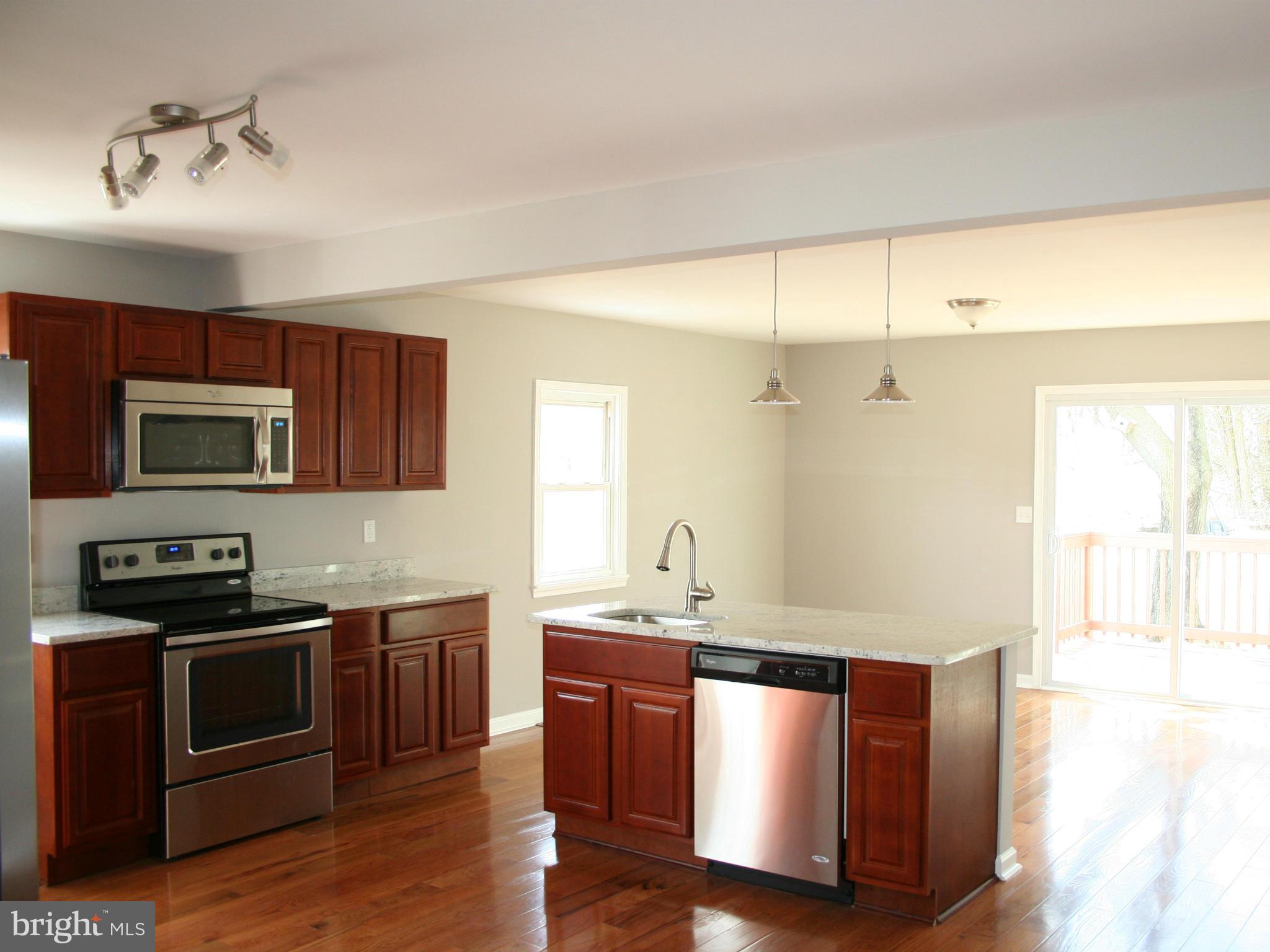 MITCHELL MANOR - Residential