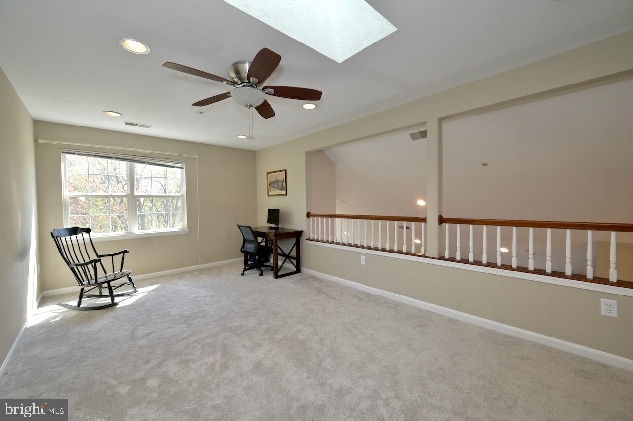 KENTLANDS RIDGE - Residential