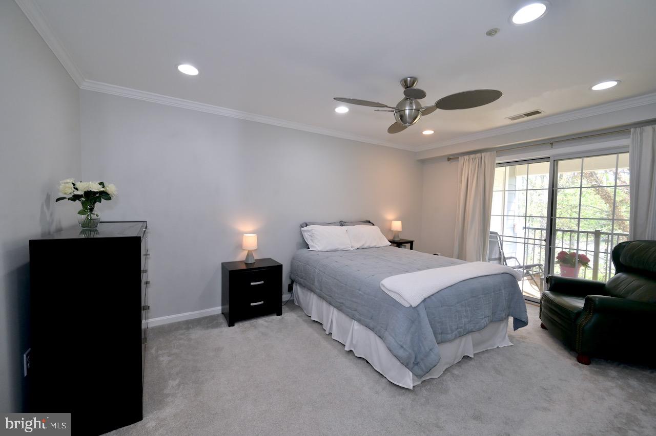 KENTLANDS RIDGE - Residential