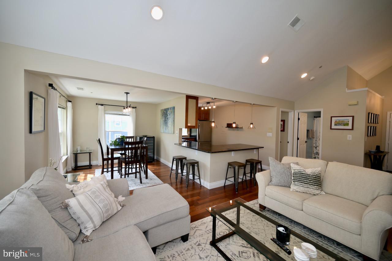 KENTLANDS RIDGE - Residential