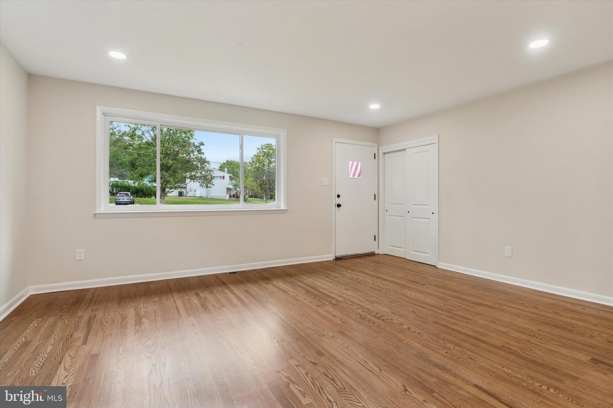 SUNSET GROVE - Residential