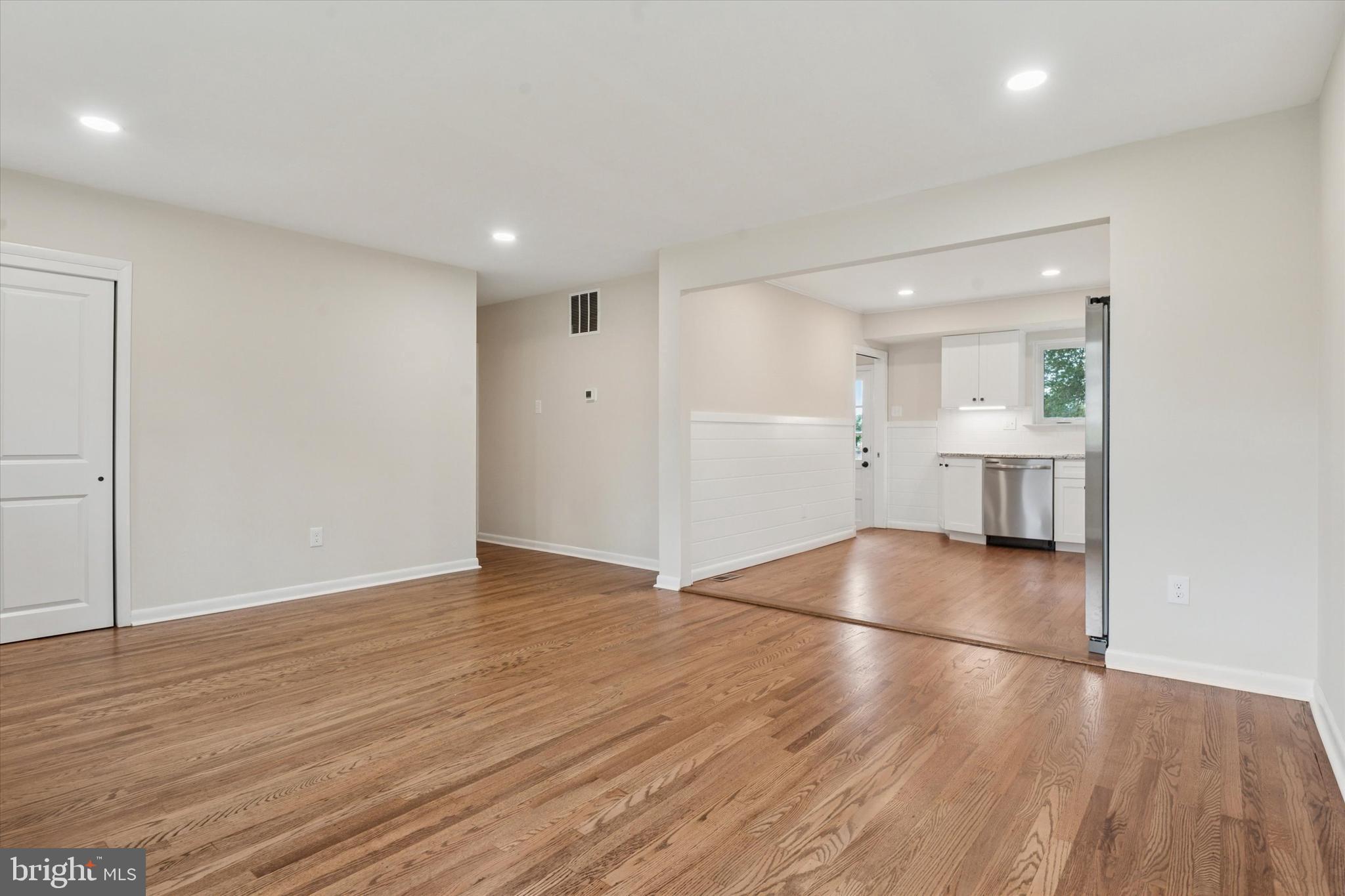 SUNSET GROVE - Residential