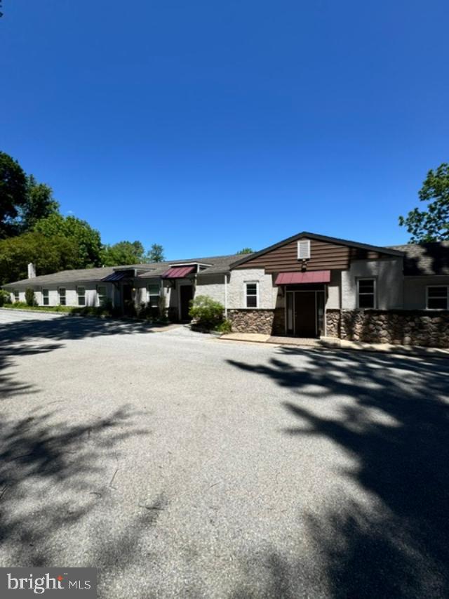 85 VALLEY ROAD 4