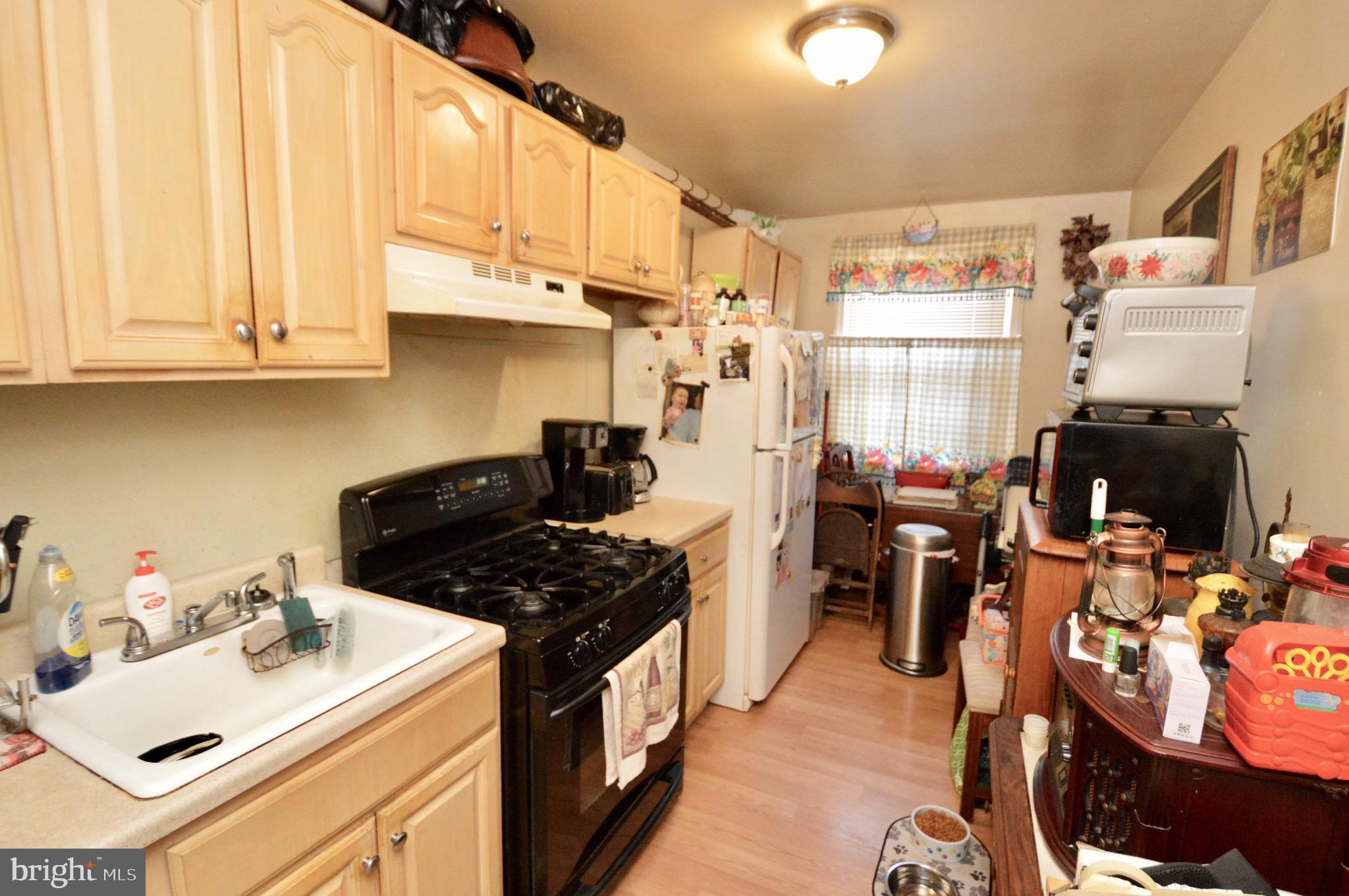 6601 MONTAGUE STREET