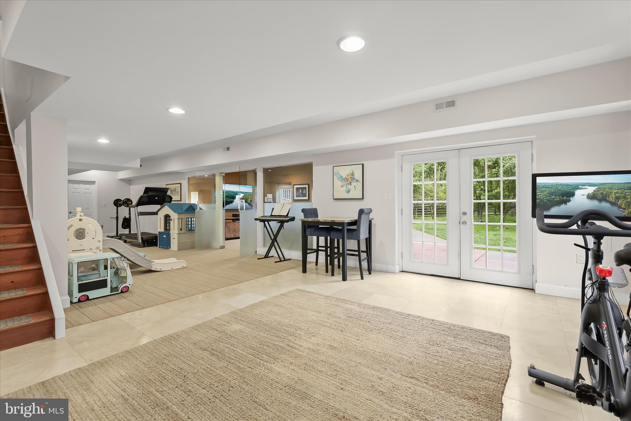 GREENSPRING VALLEY - Residential
