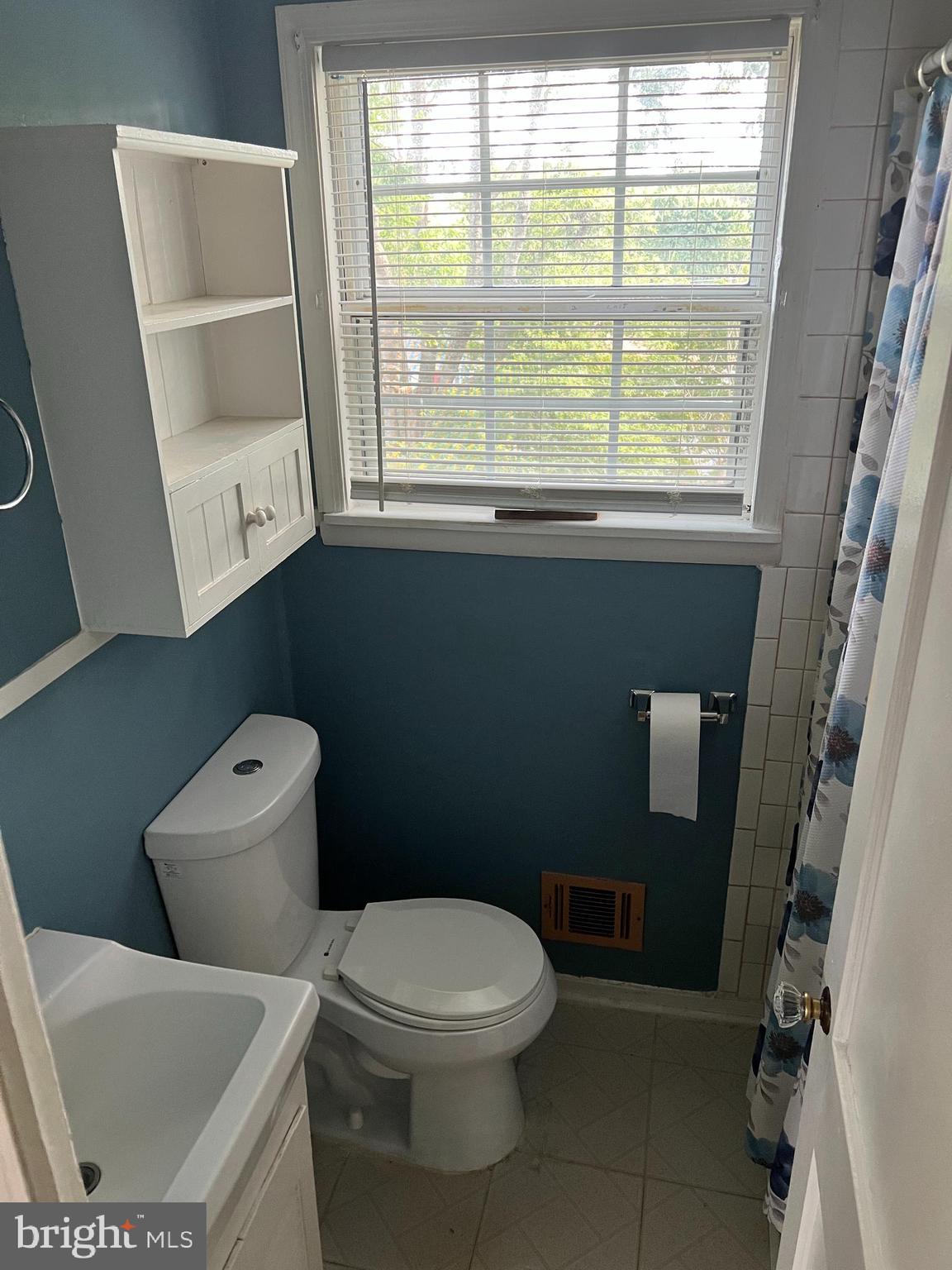 LAUREL - Residential