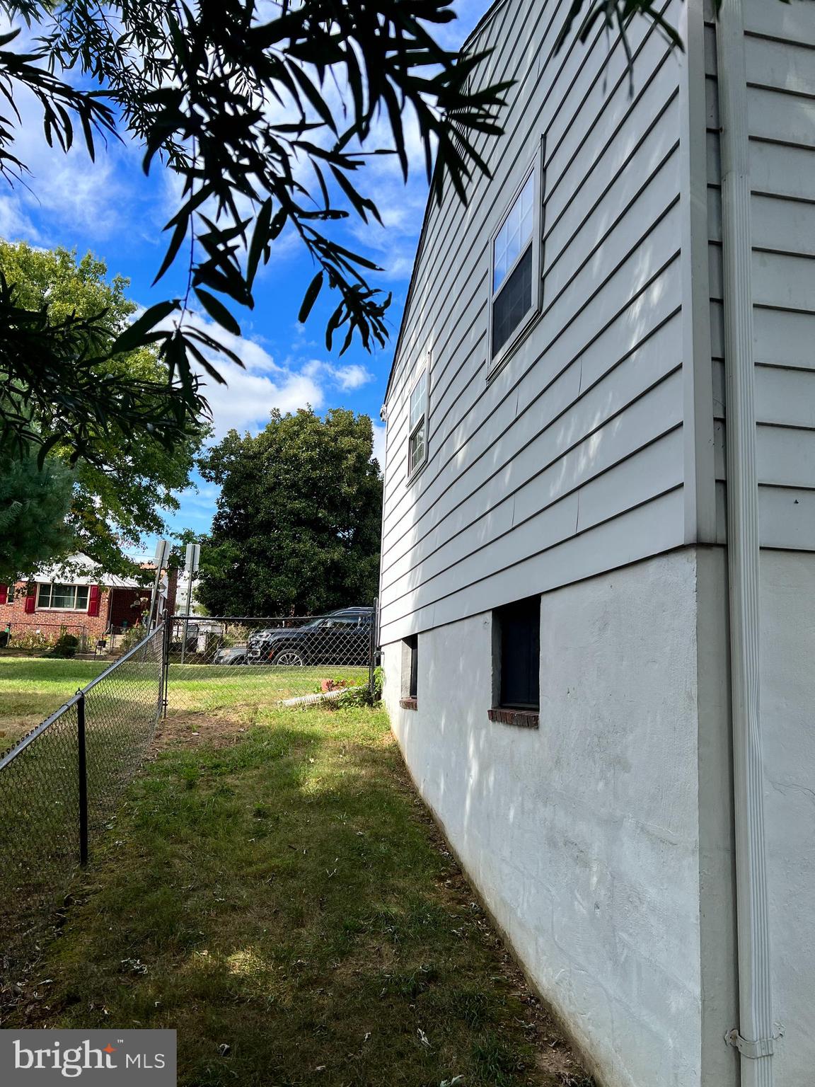 LAUREL - Residential