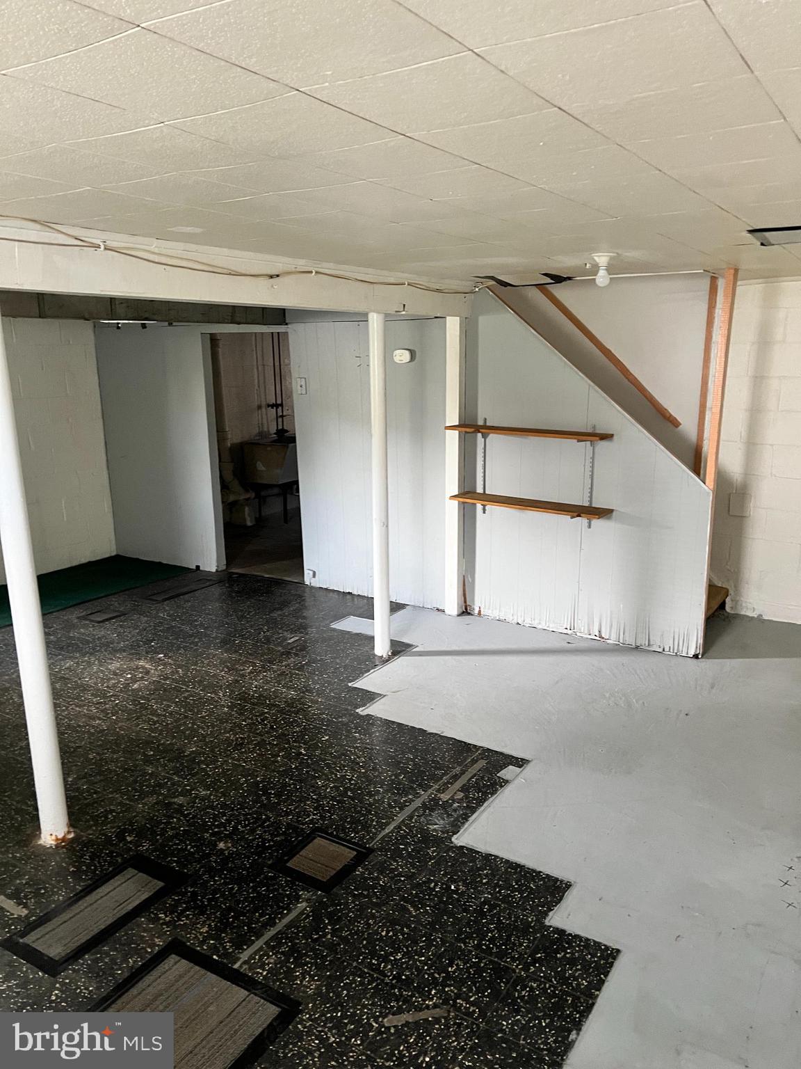 LAUREL - Residential