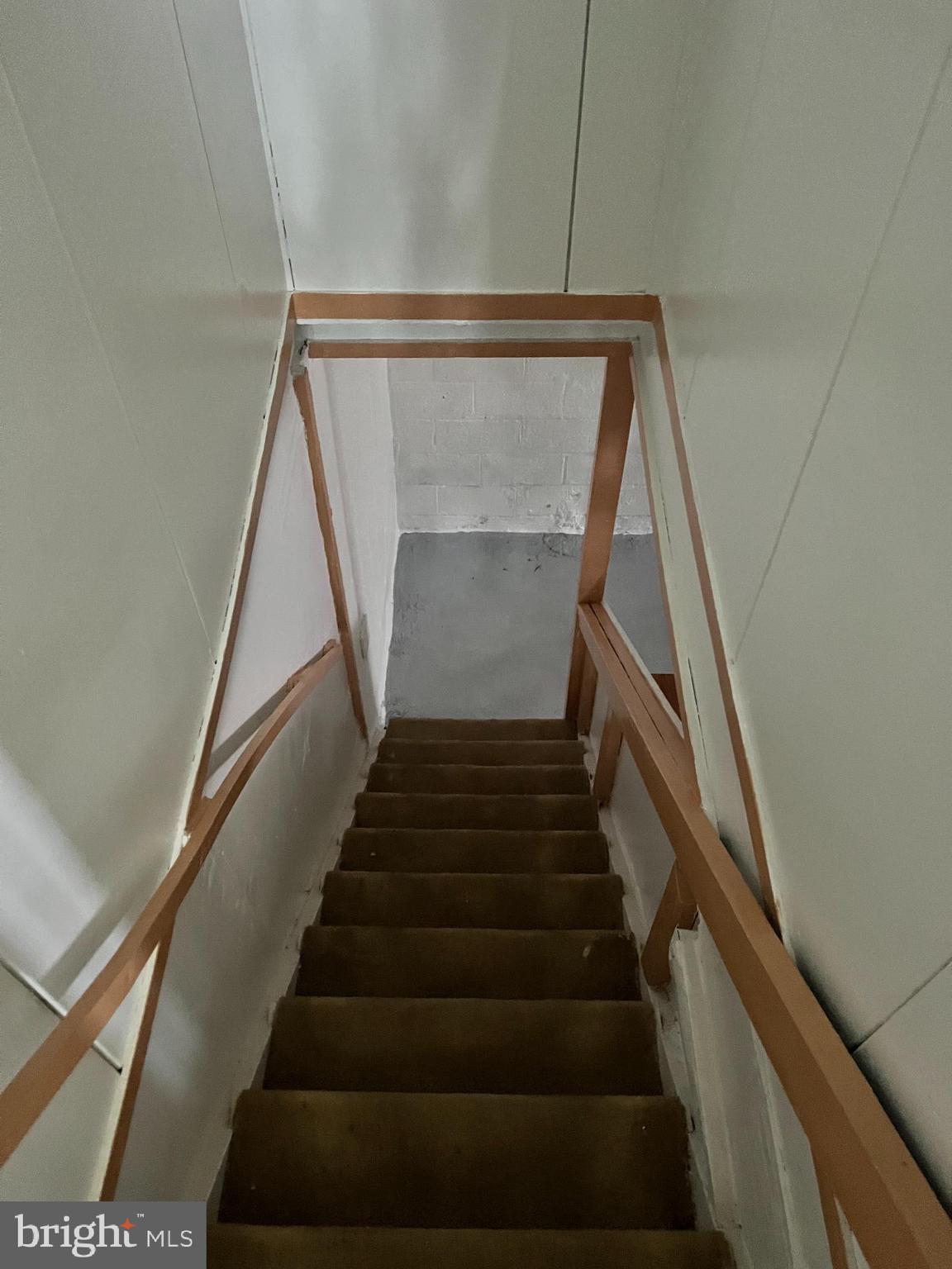 LAUREL - Residential