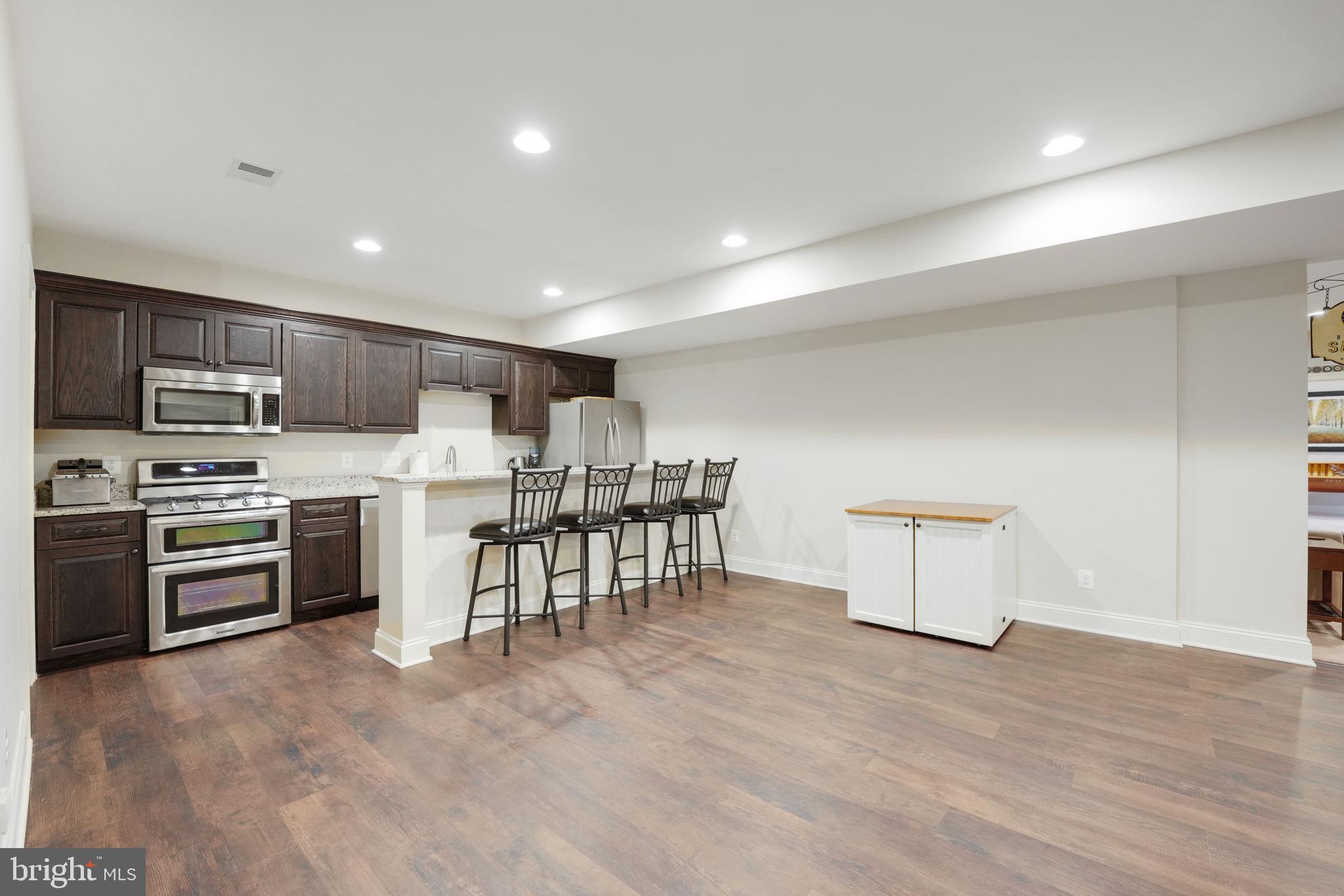 FAWN LAKE - Residential